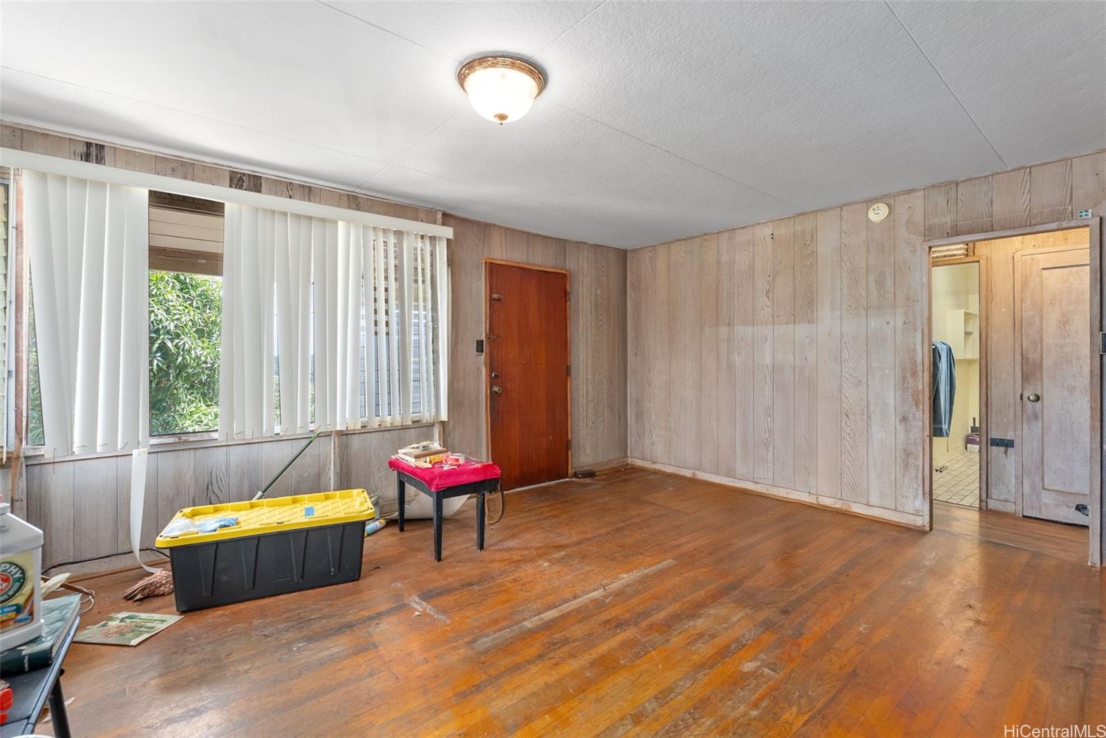 1227  Mowai Street Keolu Hills, Kailua home - photo 16 of 20