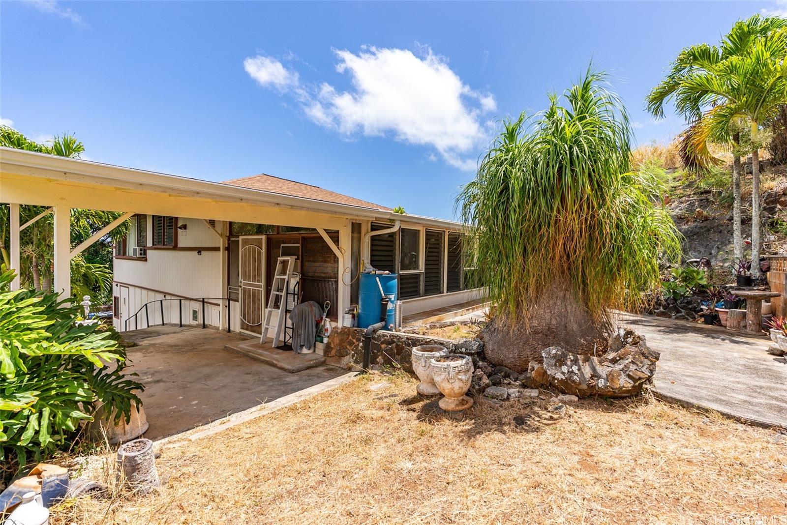 1227  Mowai Street Keolu Hills, Kailua home - photo 6 of 20