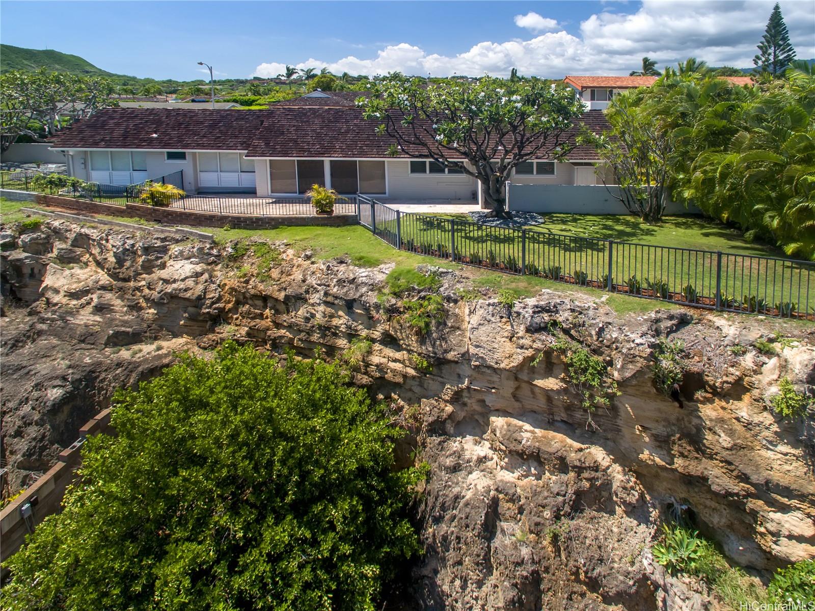 1228 Koloa St Honolulu - Rental - photo 3 of 22