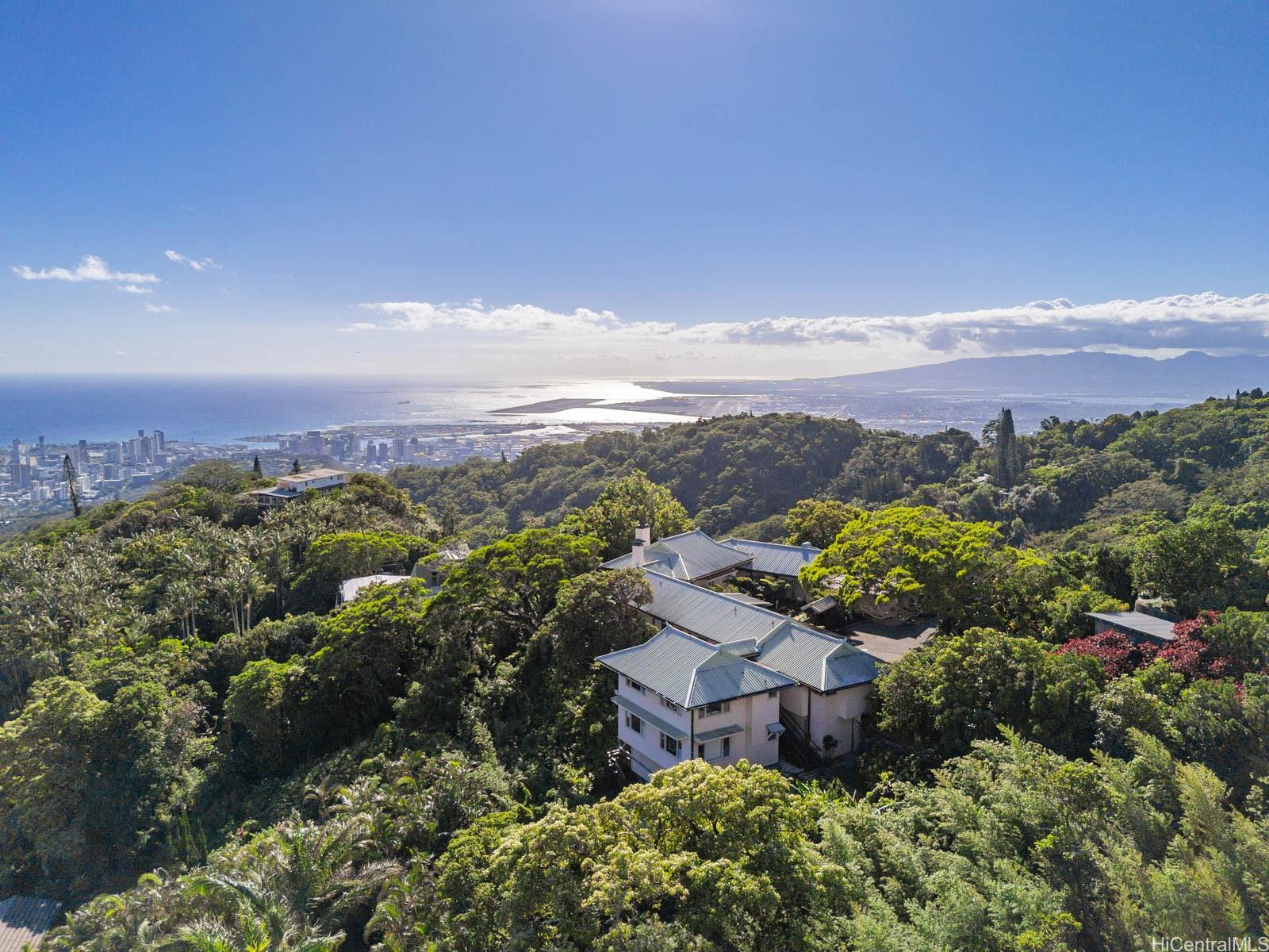 123  Kalaiopua Place Tantalus, Honolulu home - photo 5 of 25