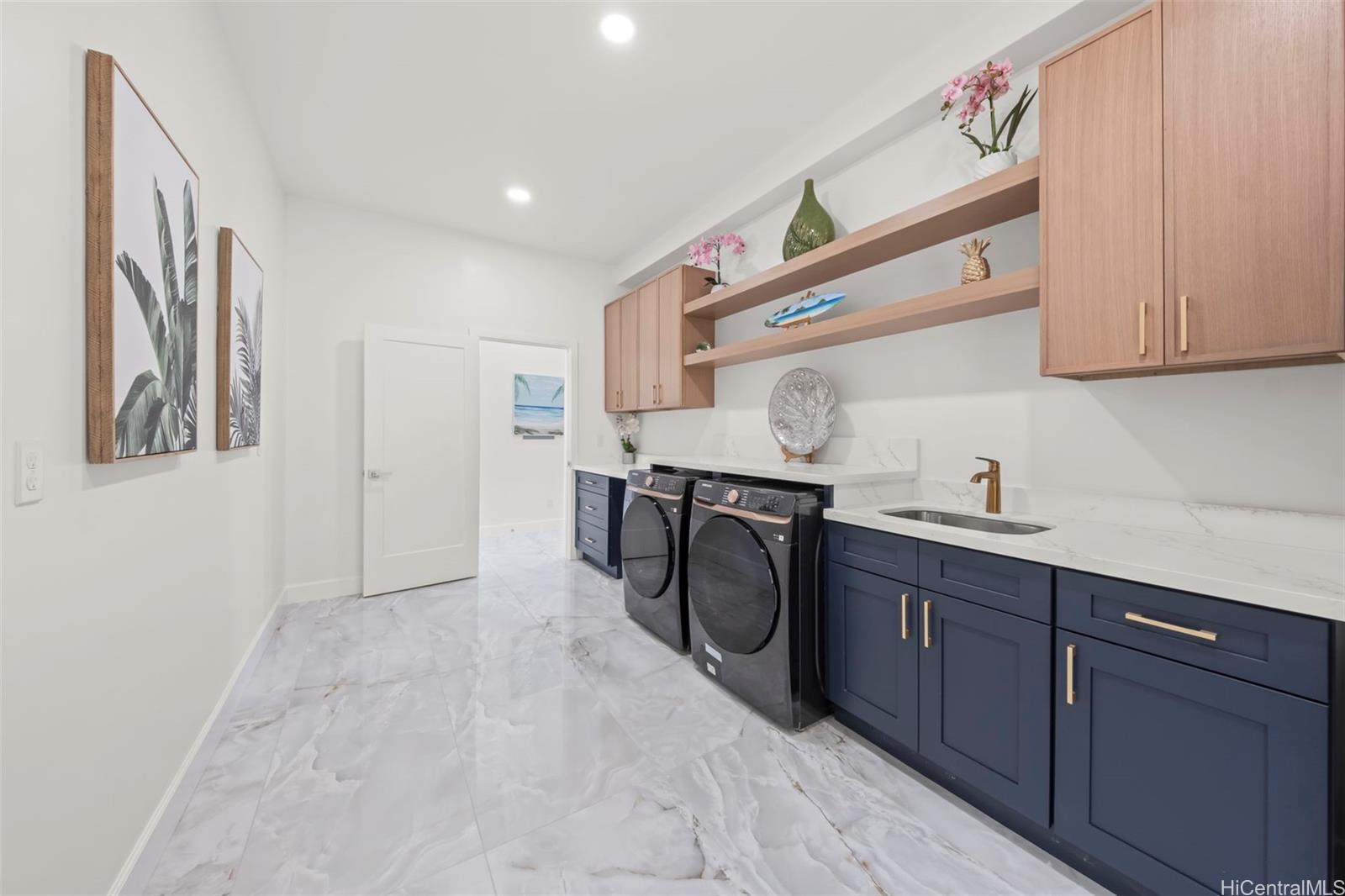 123  Waihili Place Napali Haweo, Hawaii Kai home - photo 20 of 25