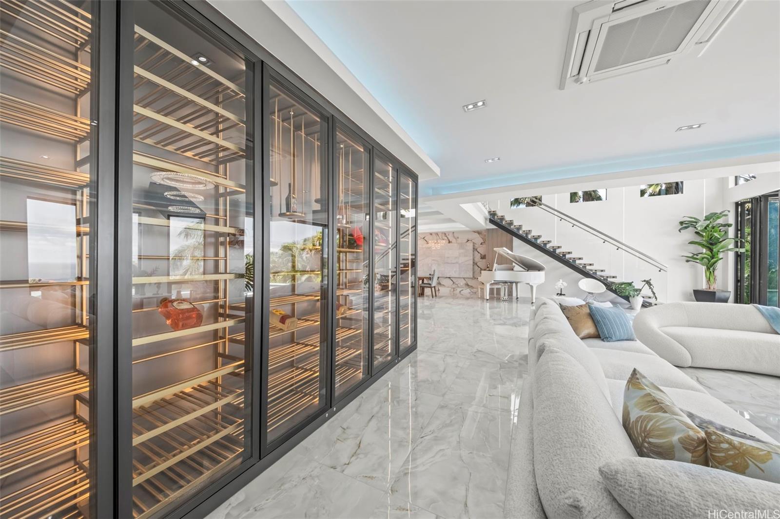 123  Waihili Place Napali Haweo, Hawaii Kai home - photo 21 of 25