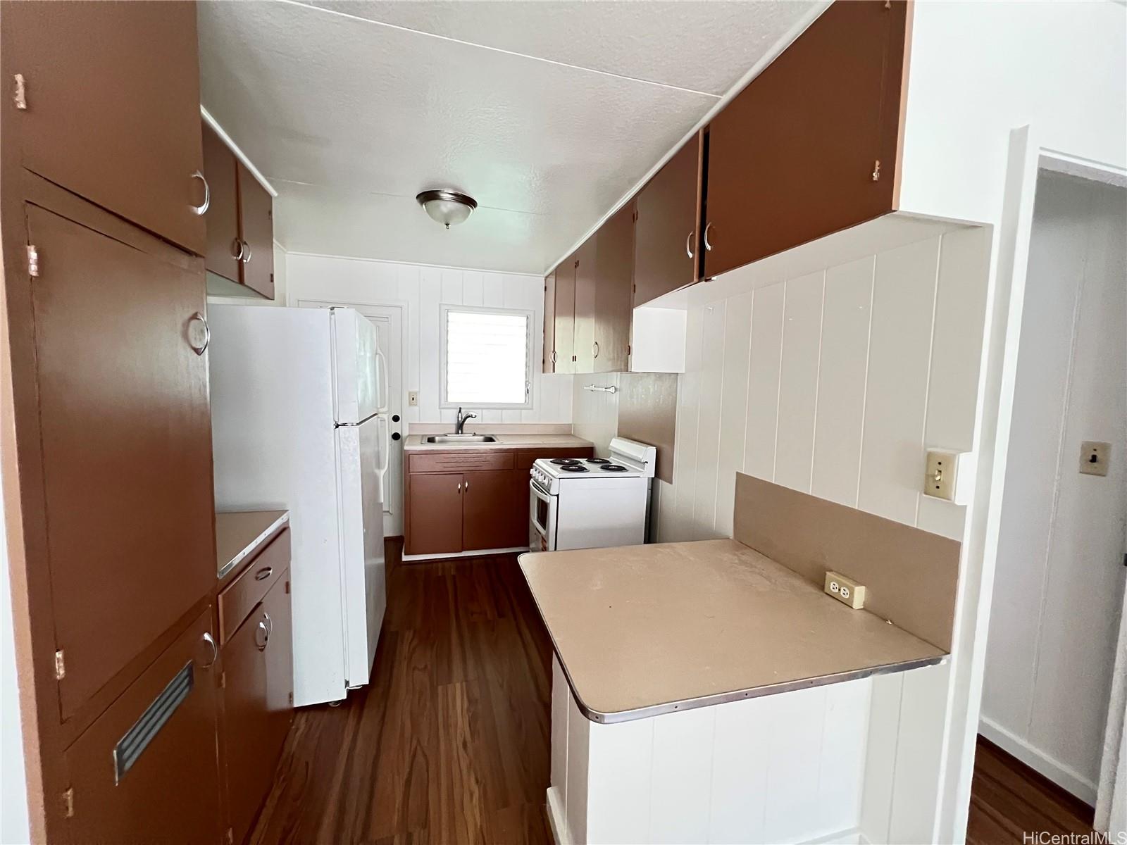 1231 Alexander Street Honolulu - Rental - photo 6 of 11