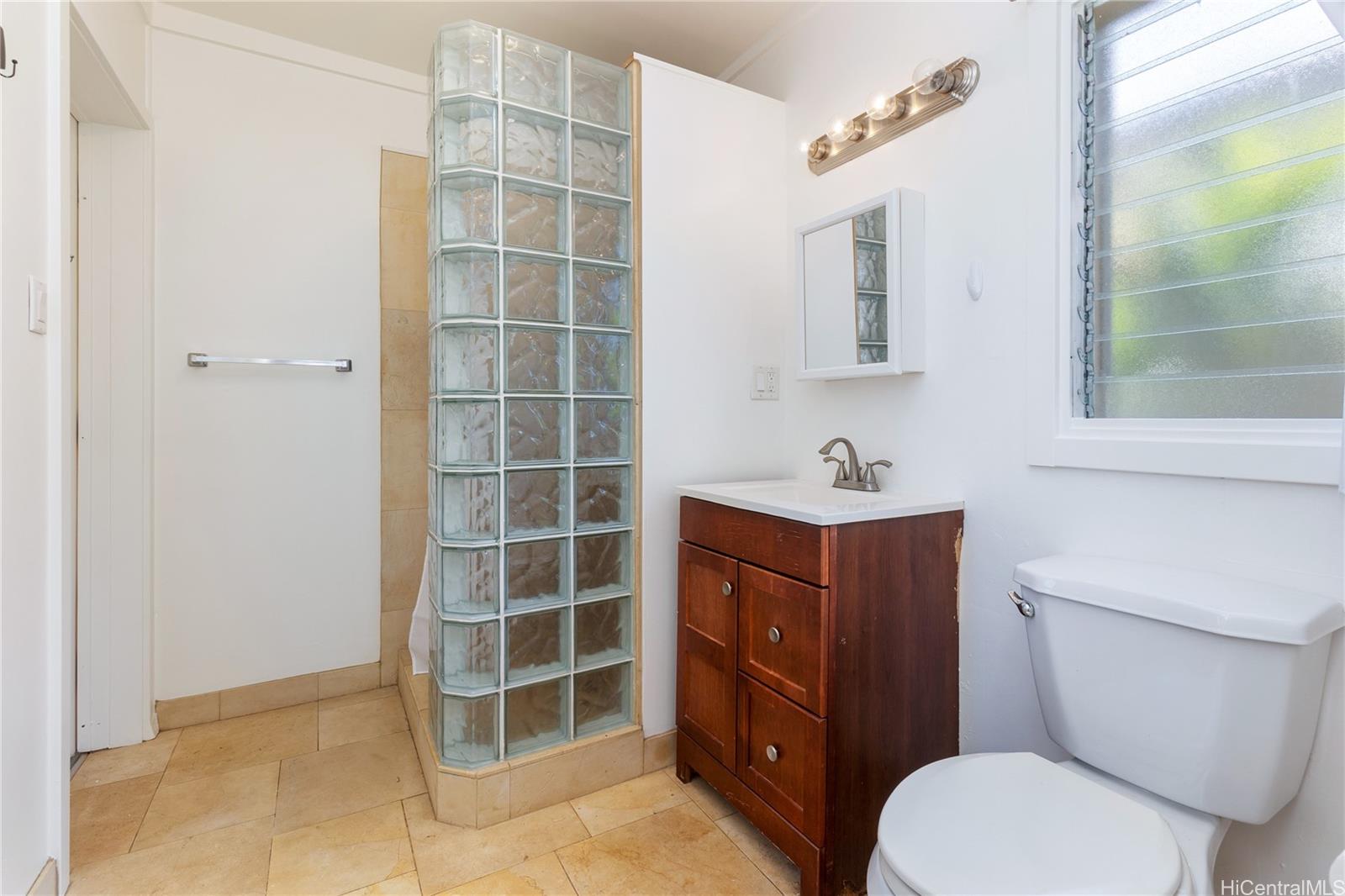 1233  Keolu Drive Keolu Hills, Kailua home - photo 14 of 25