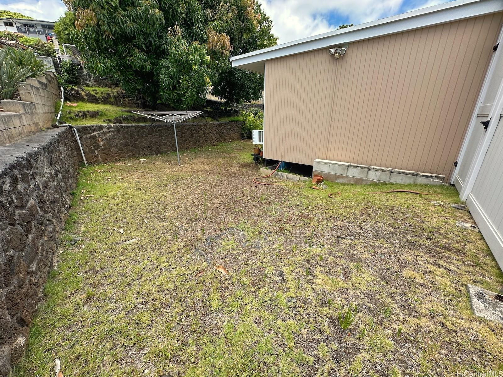 1235 Lilo Pl Honolulu - Rental - photo 16 of 22