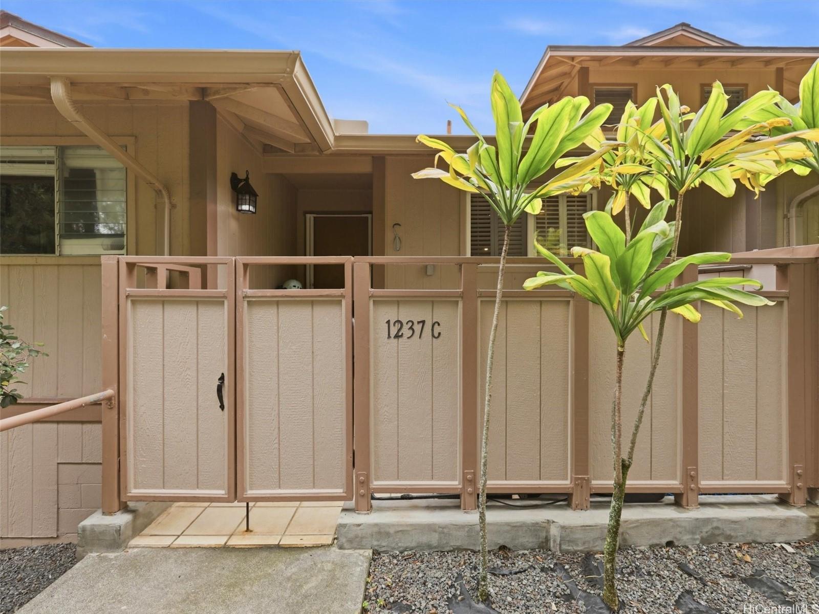 Lakeview condo # 4C, Kailua, Hawaii - photo 18 of 22