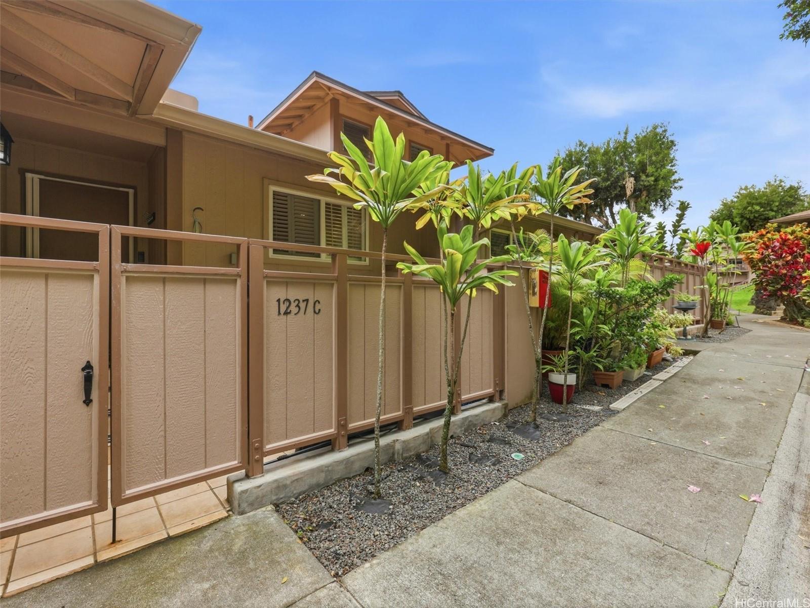 Lakeview condo # 4C, Kailua, Hawaii - photo 19 of 22