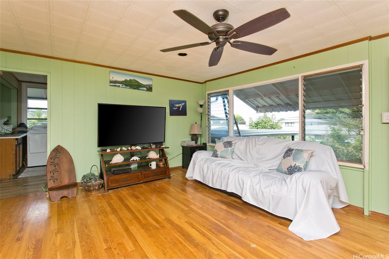 1237  Nanialii Street Keolu Hills, Kailua home - photo 2 of 20