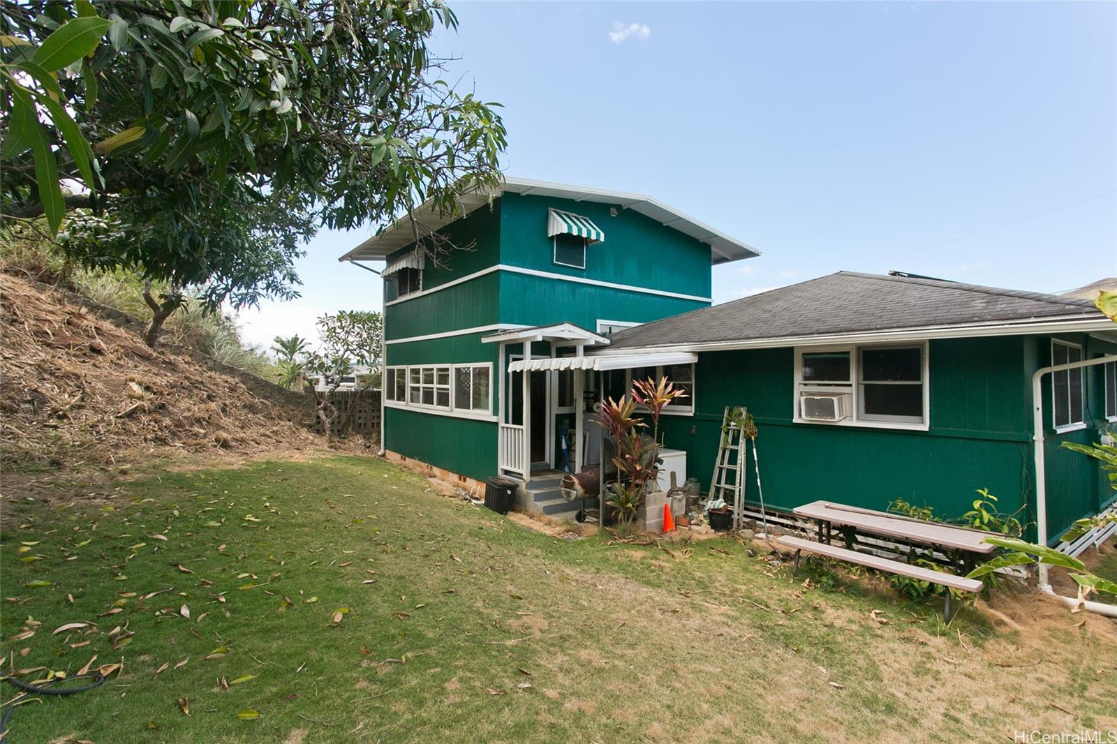 1237  Nanialii Street Keolu Hills, Kailua home - photo 18 of 20