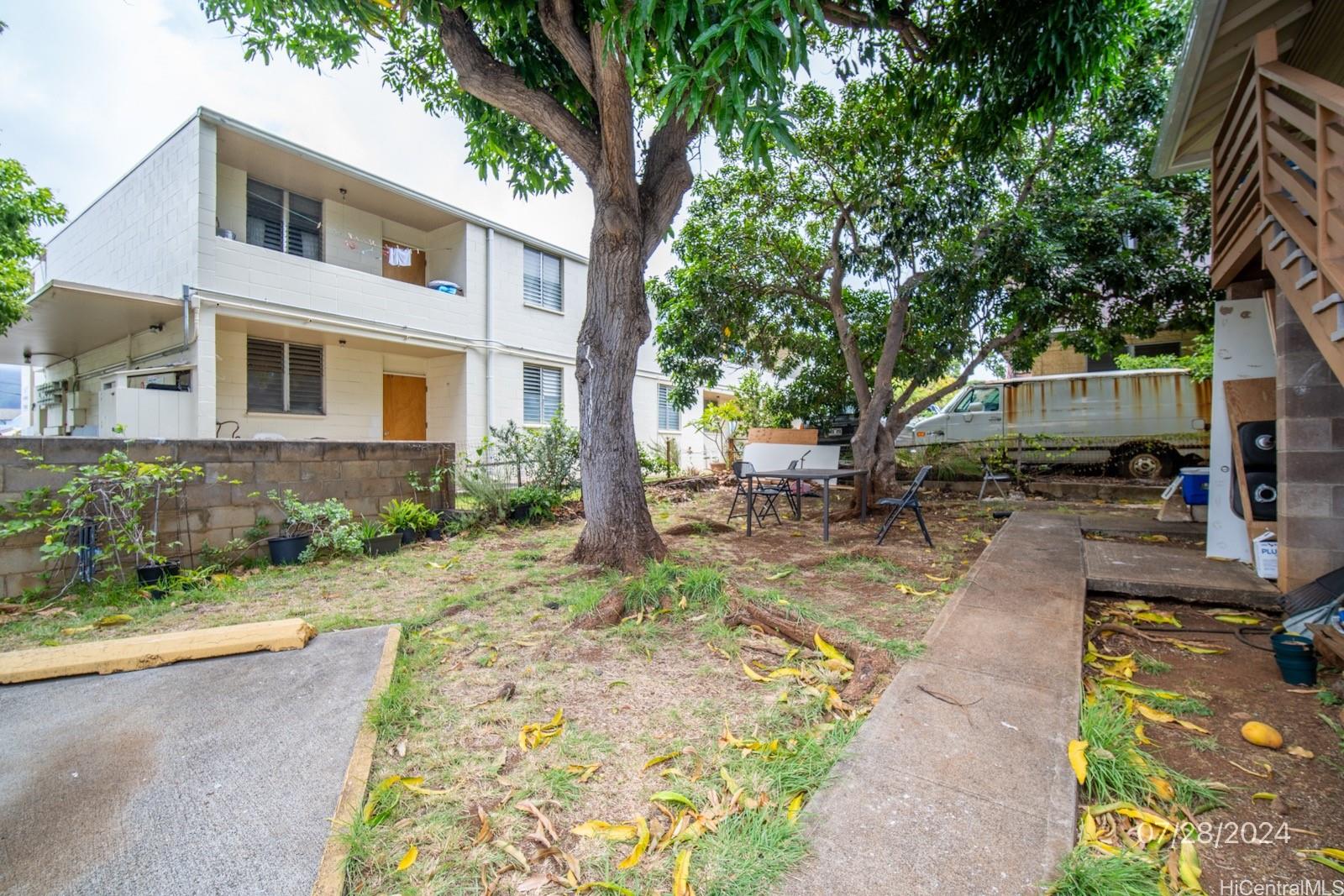 1237 Palolo Ave Honolulu - Rental - photo 24 of 25