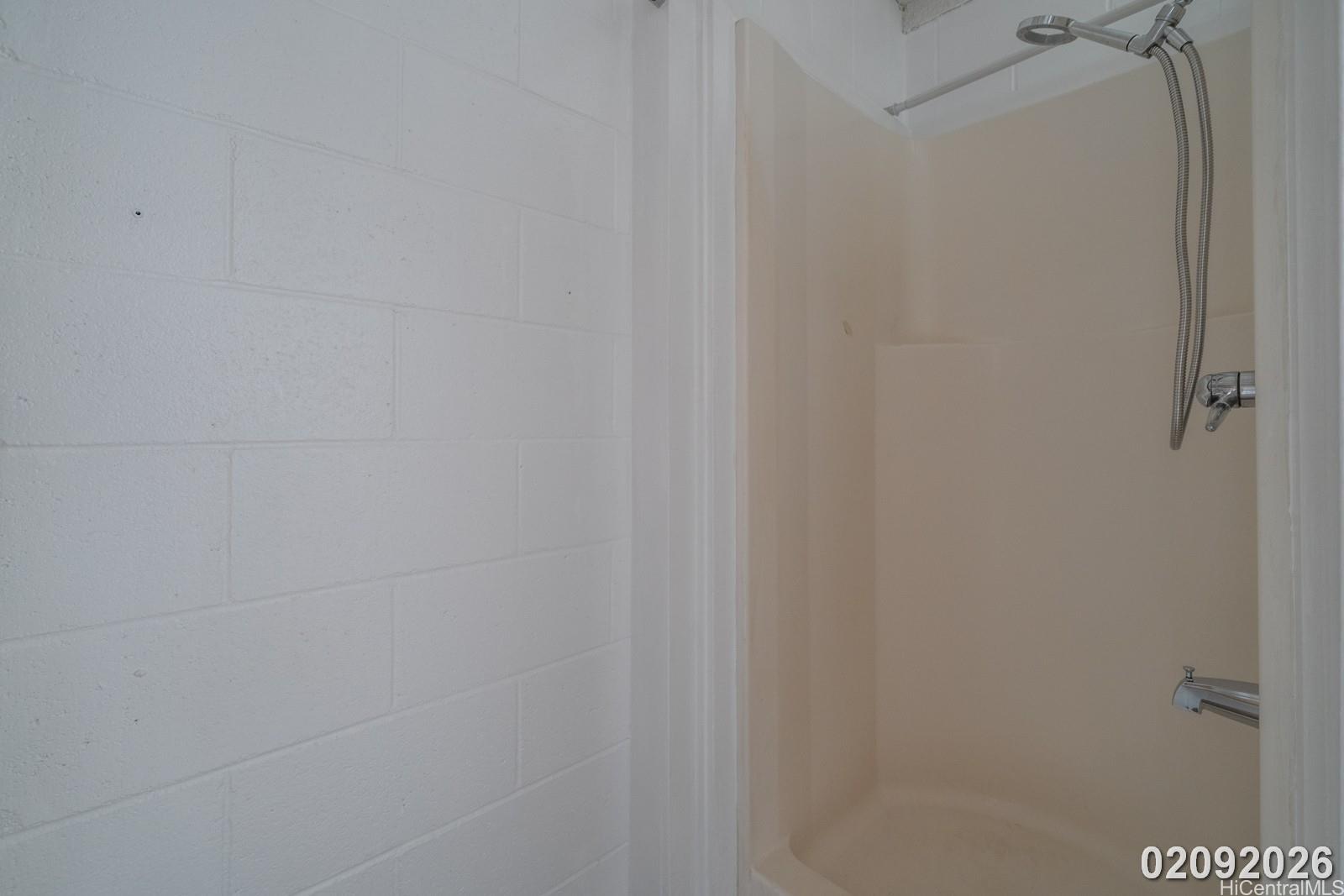 1237 Palolo Ave Honolulu - Rental - photo 17 of 22