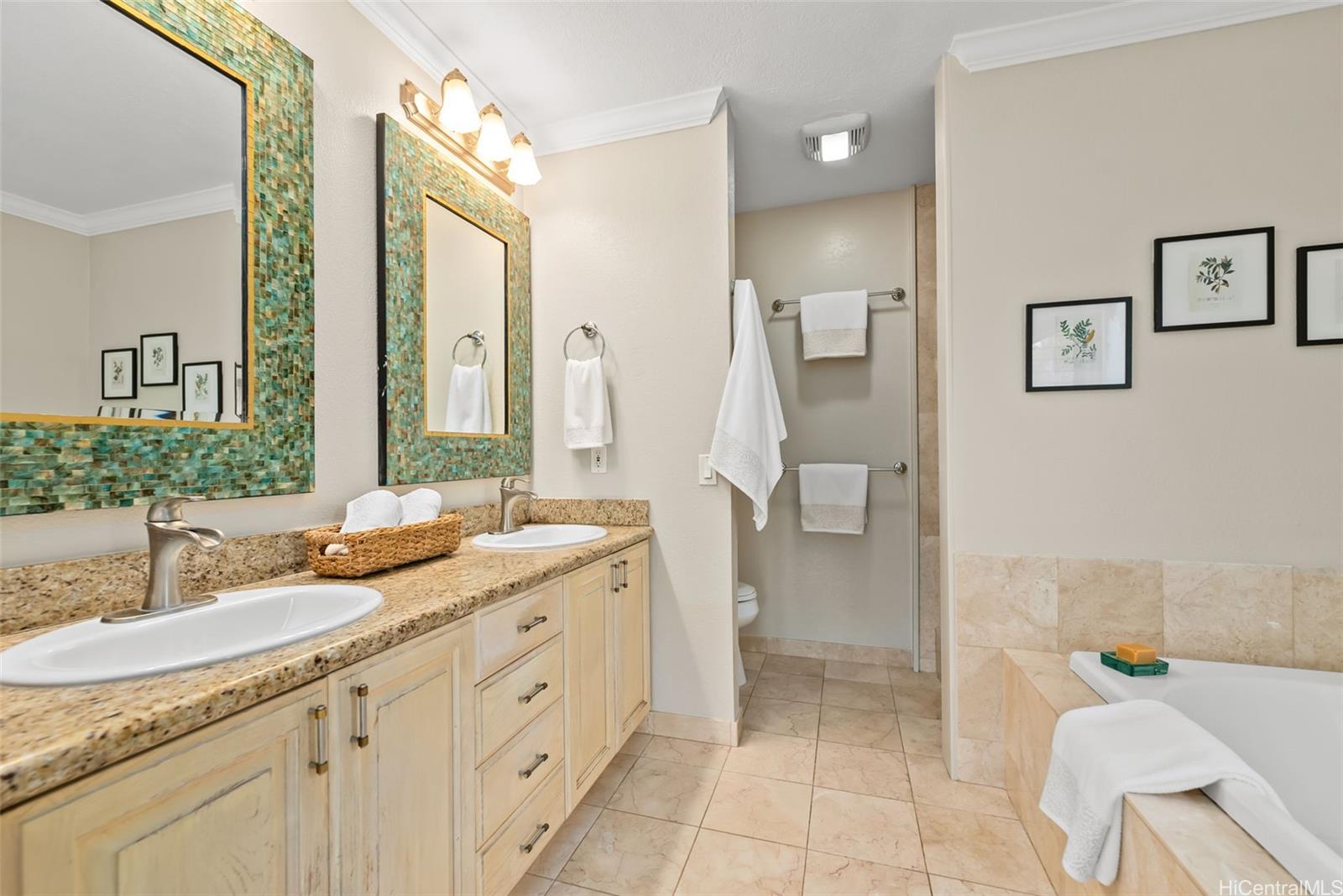 Napua Point condo # 15, Honolulu, Hawaii - photo 17 of 25