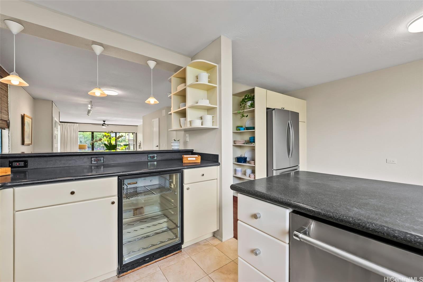 Napua Point condo # 15, Honolulu, Hawaii - photo 20 of 25