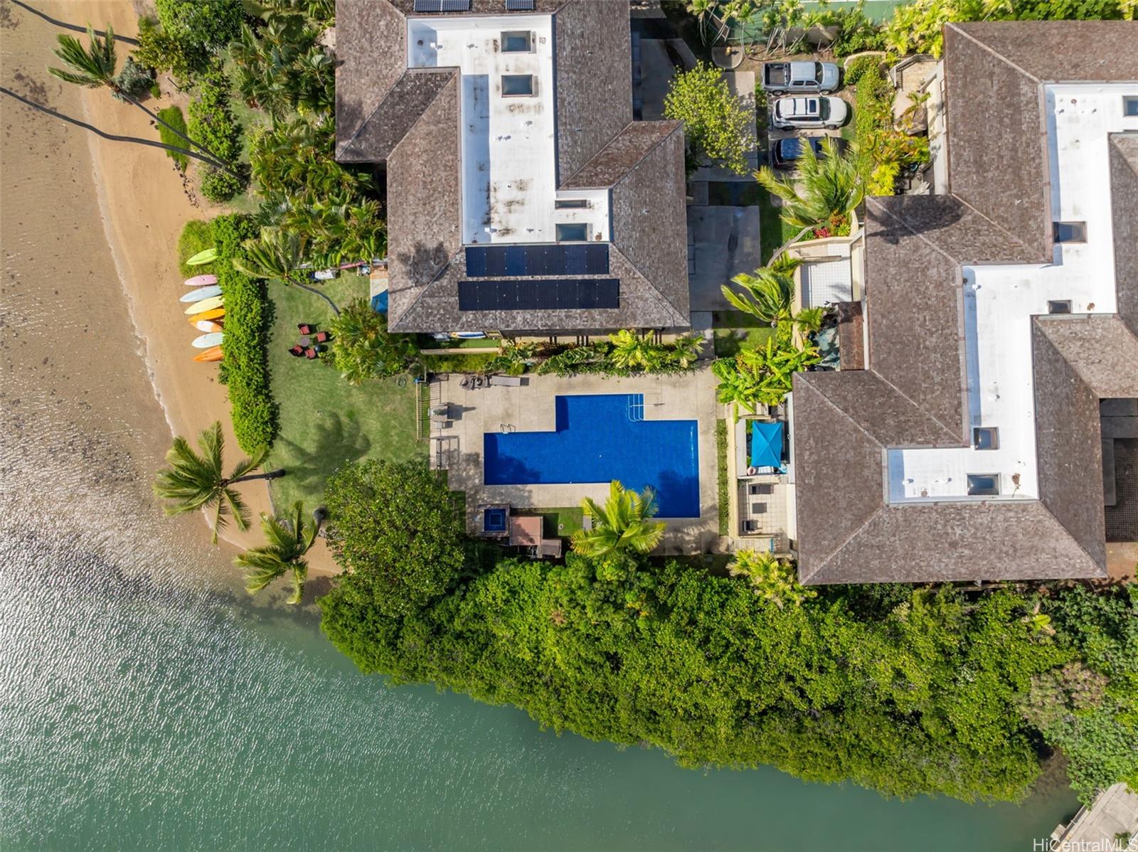 Napua Point condo # 15, Honolulu, Hawaii - photo 23 of 25