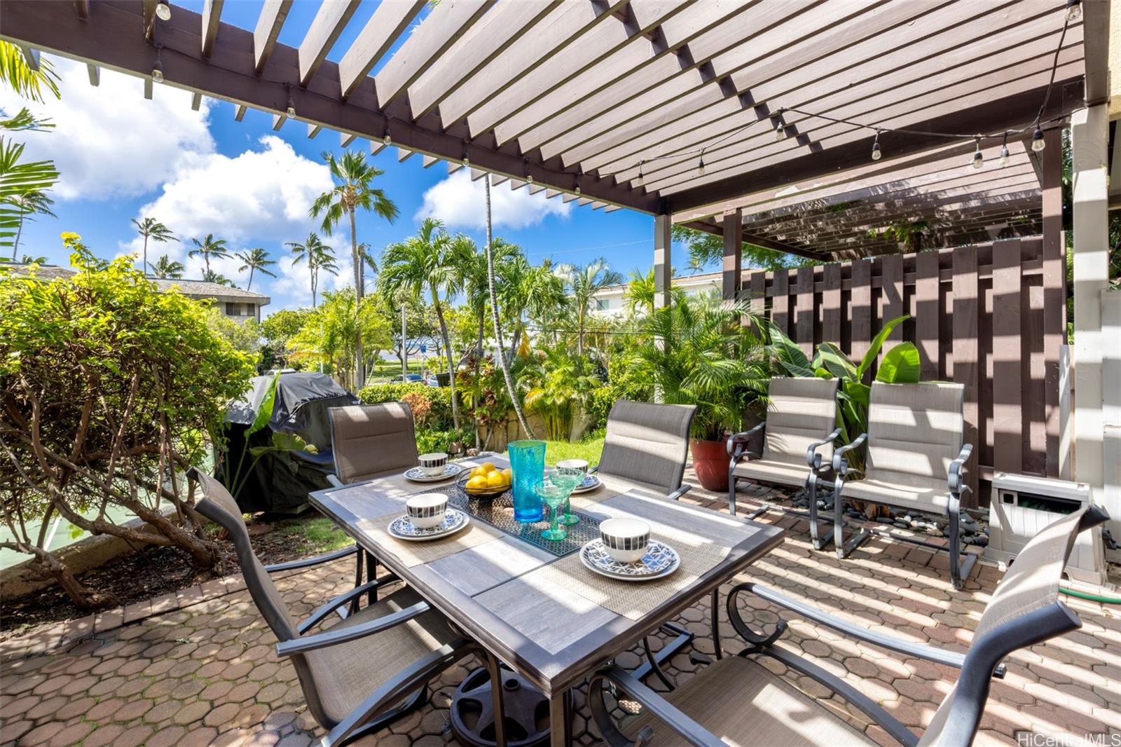 123C Maunalua Ave townhouse # 17, Honolulu, Hawaii - photo 2 of 25