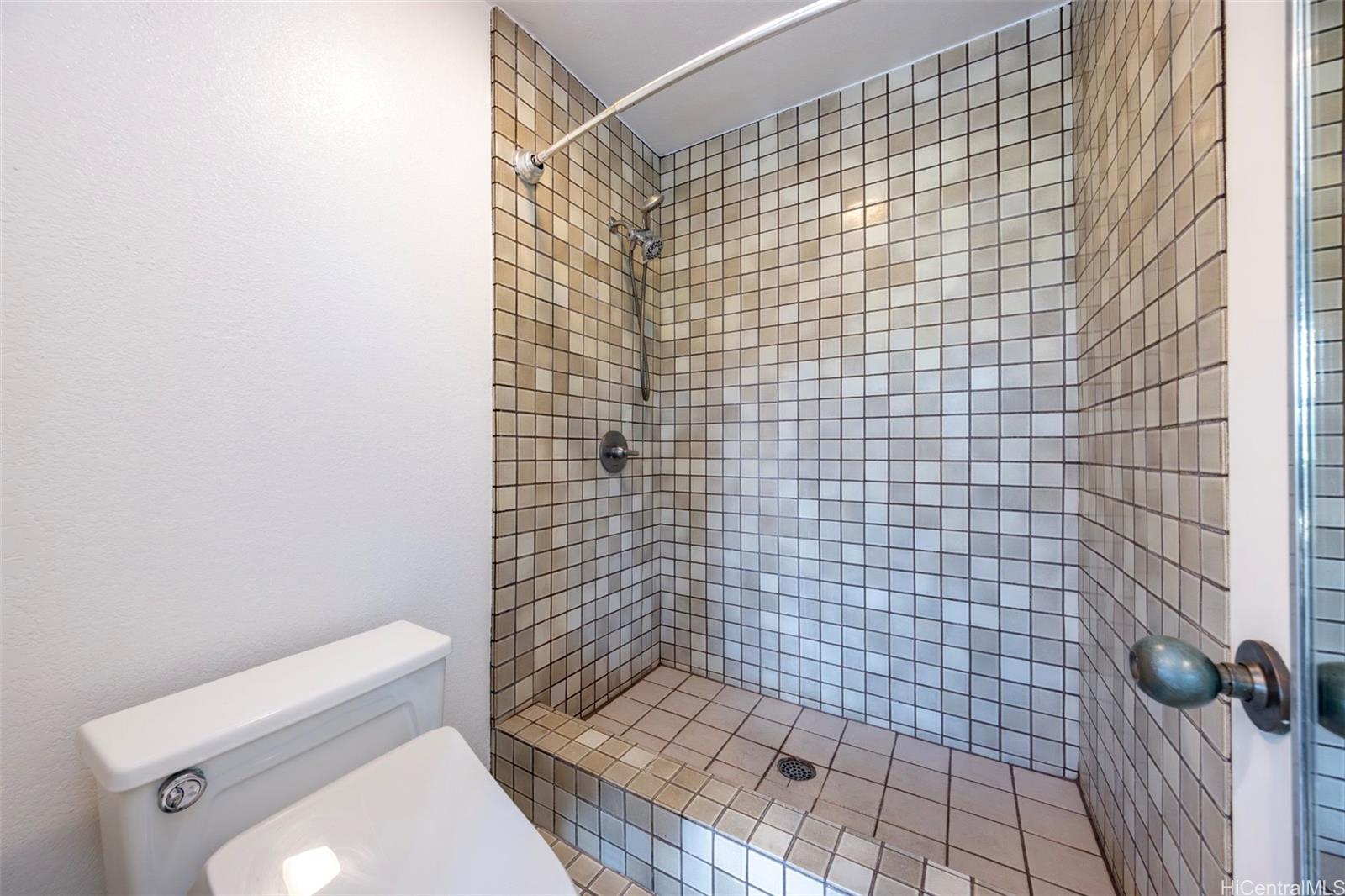 123C Maunalua Ave townhouse # 17, Honolulu, Hawaii - photo 16 of 25