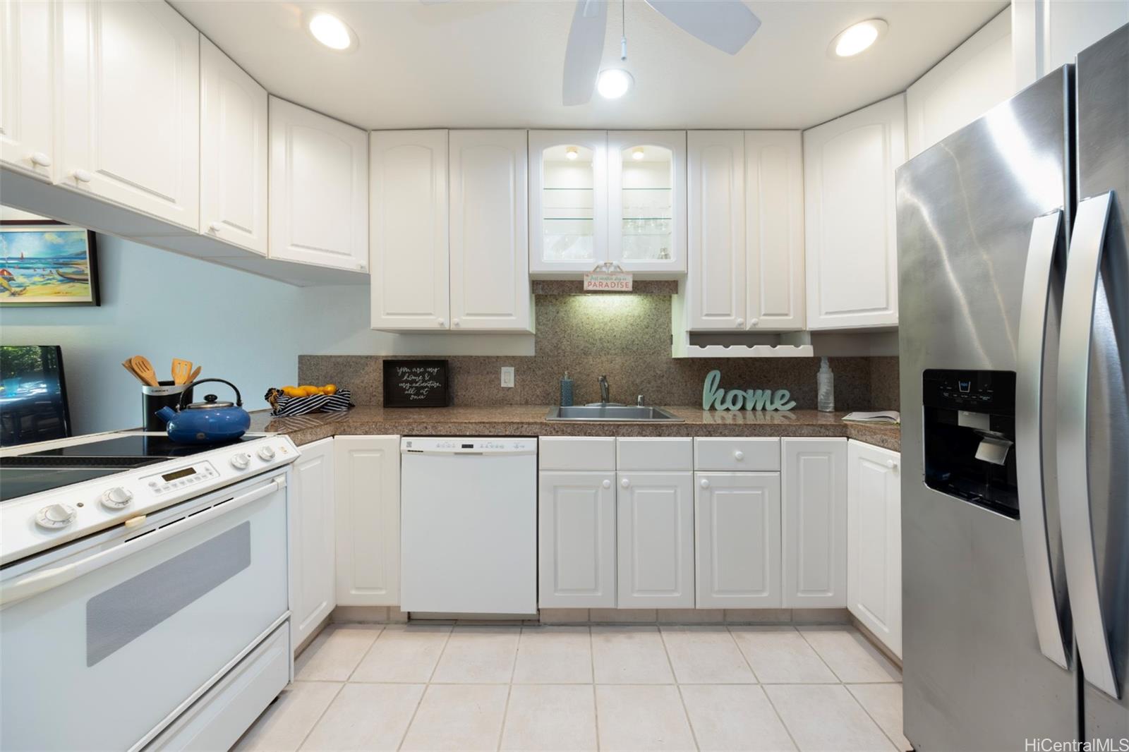 123C Maunalua Ave townhouse # 17, Honolulu, Hawaii - photo 8 of 25