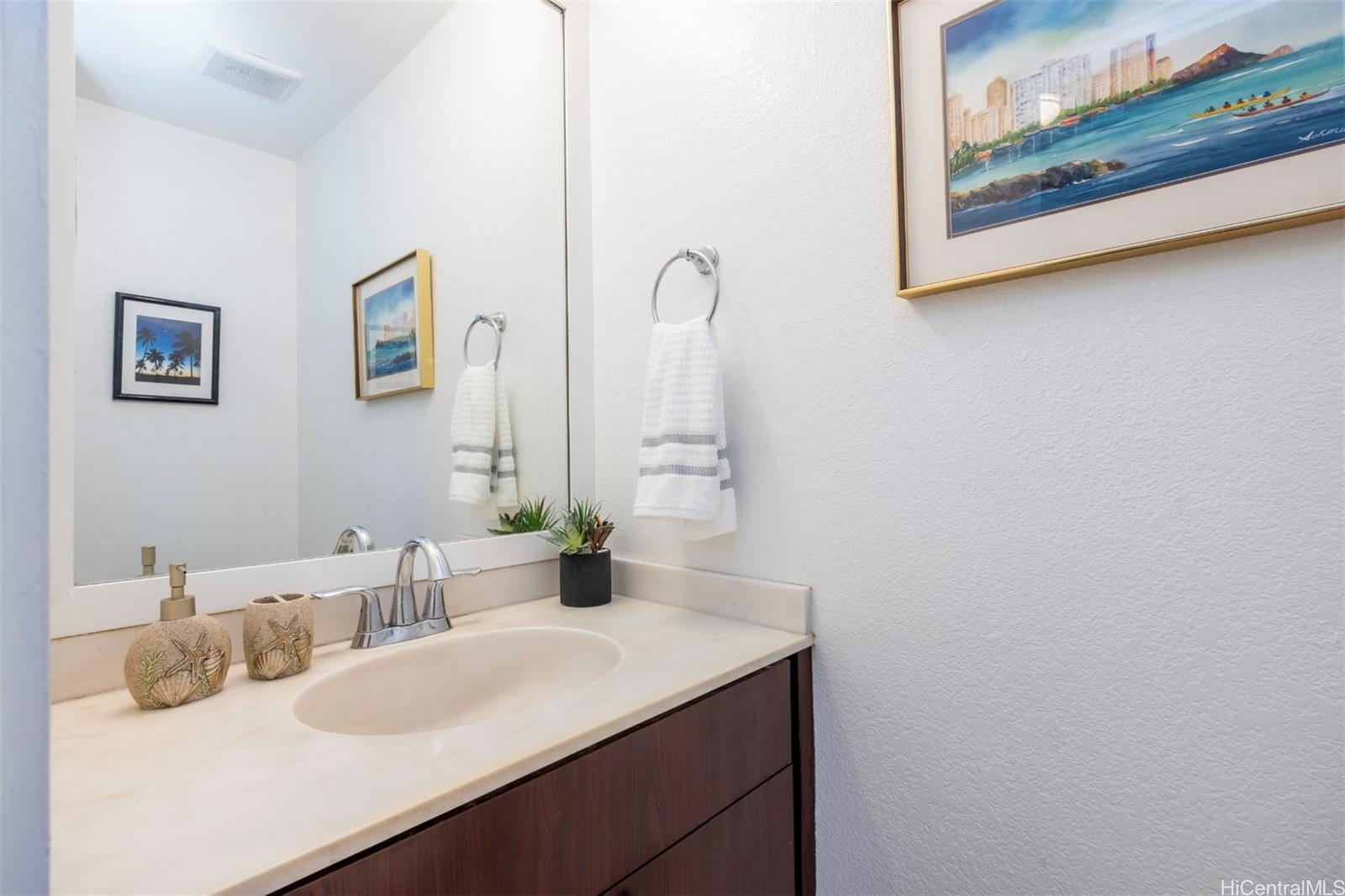 123C Maunalua Ave townhouse # 17, Honolulu, Hawaii - photo 10 of 25