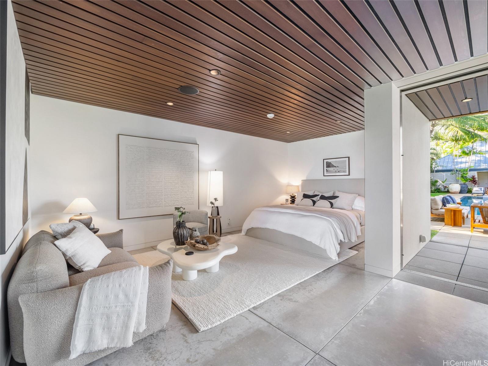 1240  Mokulua Drive Lanikai, Kailua home - photo 14 of 25