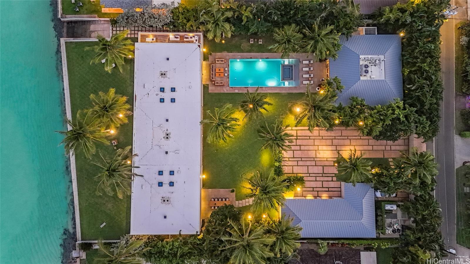 1240  Mokulua Drive Lanikai, Kailua home - photo 24 of 25