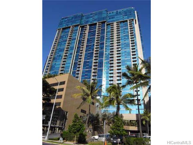 Capitol Place condo # PH3501, Honolulu, Hawaii - photo 8 of 10