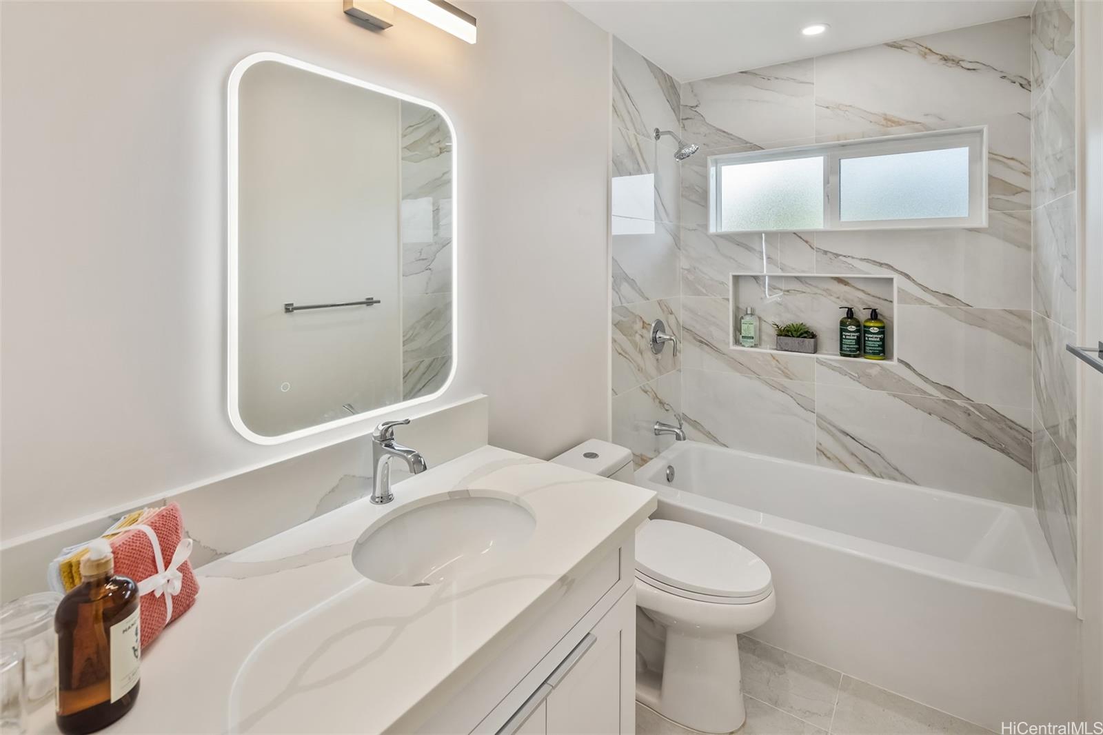 1244  Keolu Drive Enchanted Lake, Kailua home - photo 19 of 24