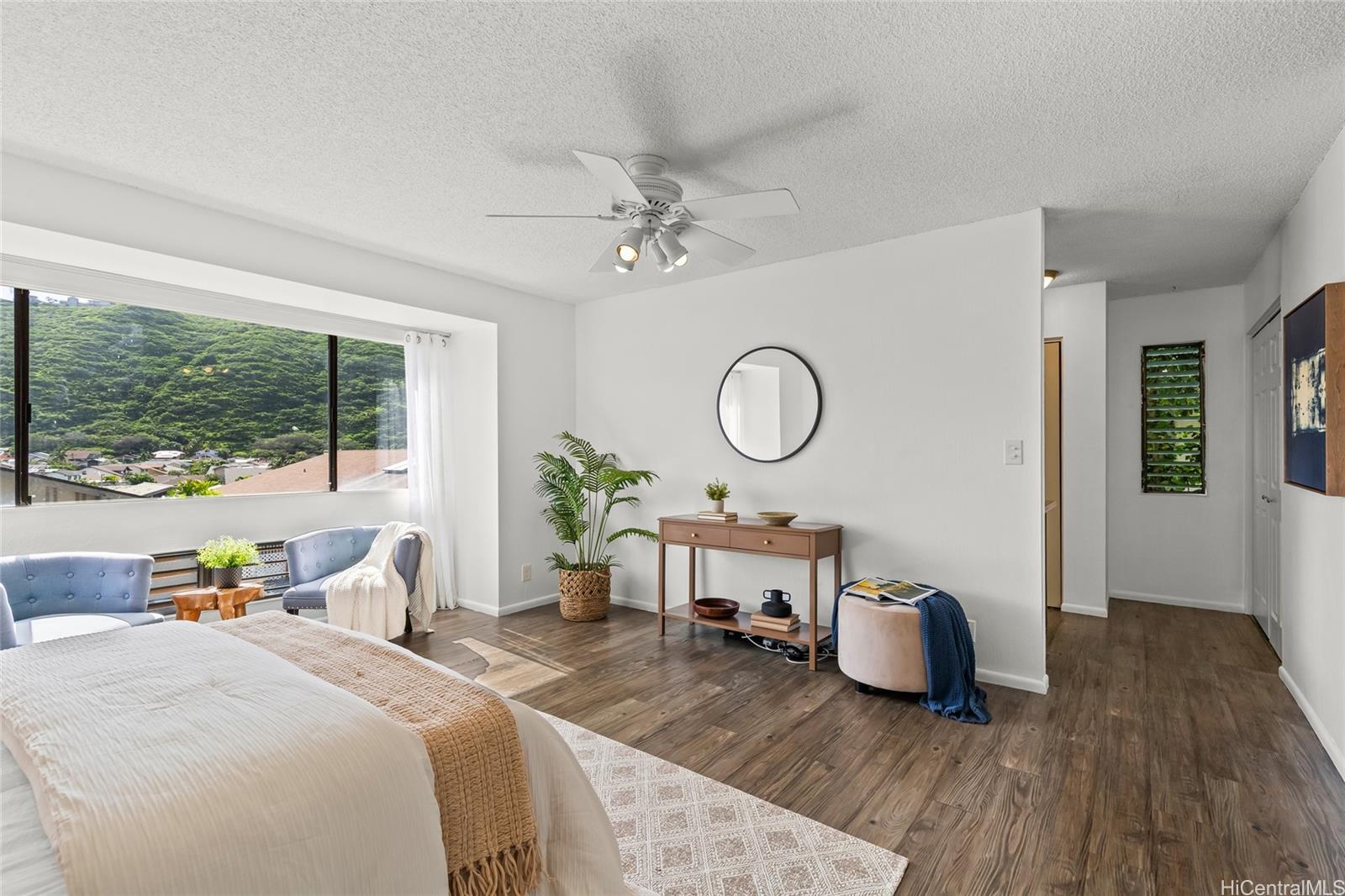 1245  Kaeleku Street Kalama Valley, Hawaii Kai home - photo 14 of 25