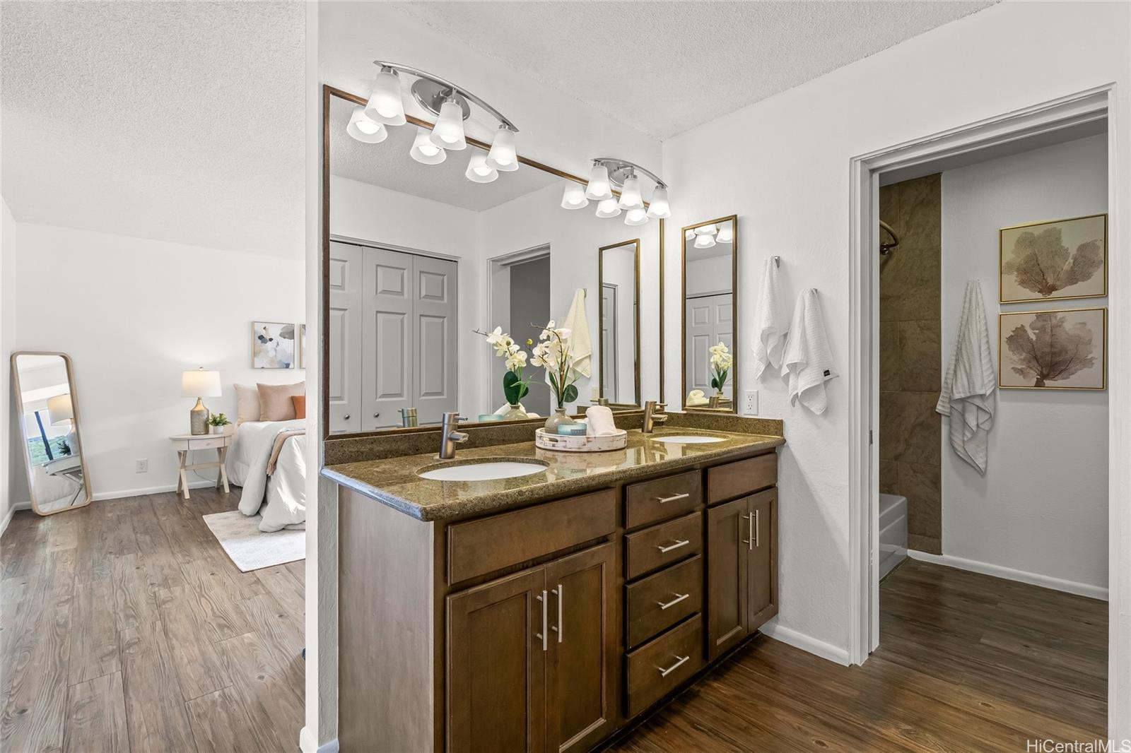 1245  Kaeleku Street Kalama Valley, Hawaii Kai home - photo 15 of 25