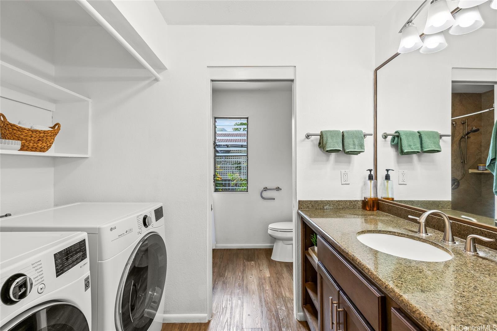 1245  Kaeleku Street Kalama Valley, Hawaii Kai home - photo 17 of 25