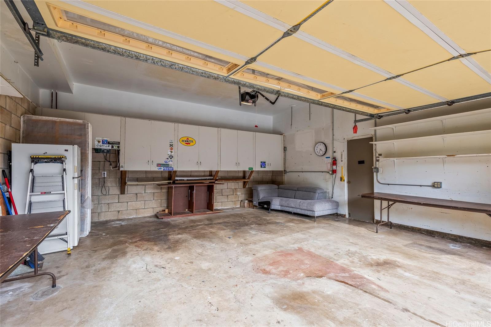 1245  Kaeleku Street Kalama Valley, Hawaii Kai home - photo 24 of 25