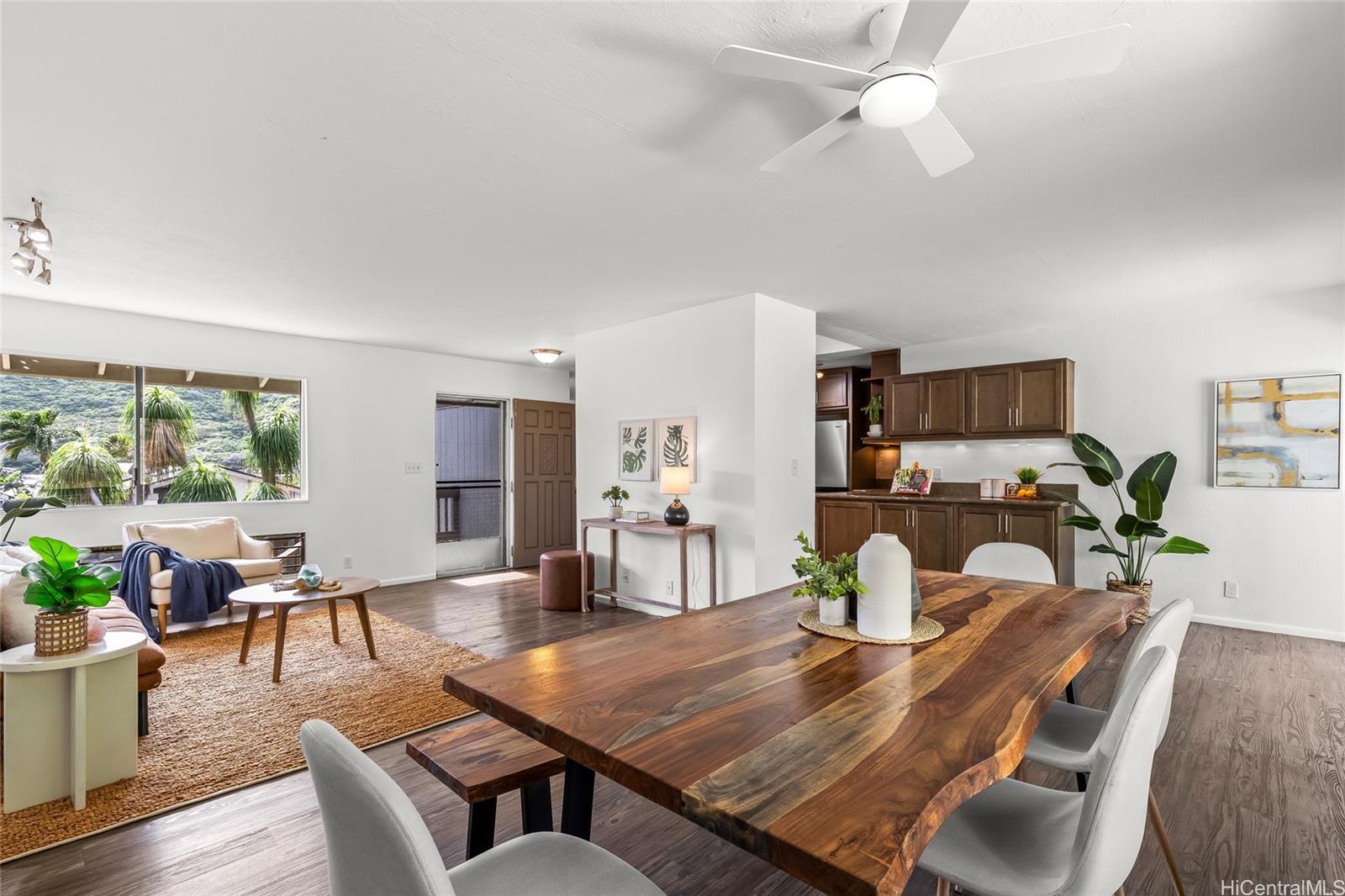 1245  Kaeleku Street Kalama Valley, Hawaii Kai home - photo 6 of 25