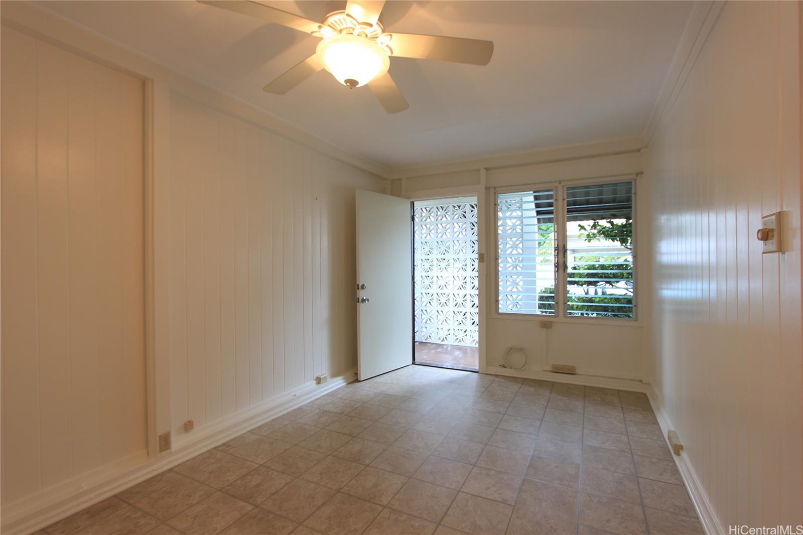 1245 Rycroft St Honolulu - Rental - photo 2 of 14