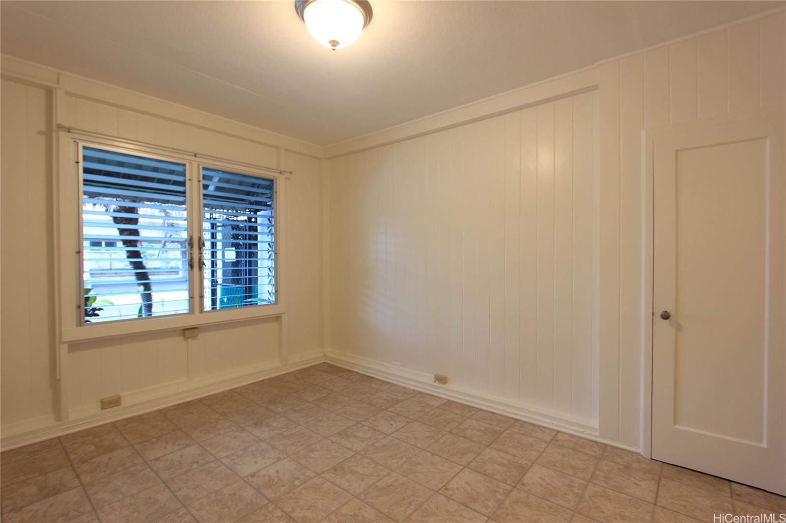 1245 Rycroft St Honolulu - Rental - photo 4 of 14