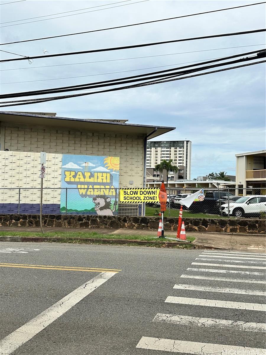1247  Gulick Ave Kalihi-lower, Honolulu home - photo 14 of 24