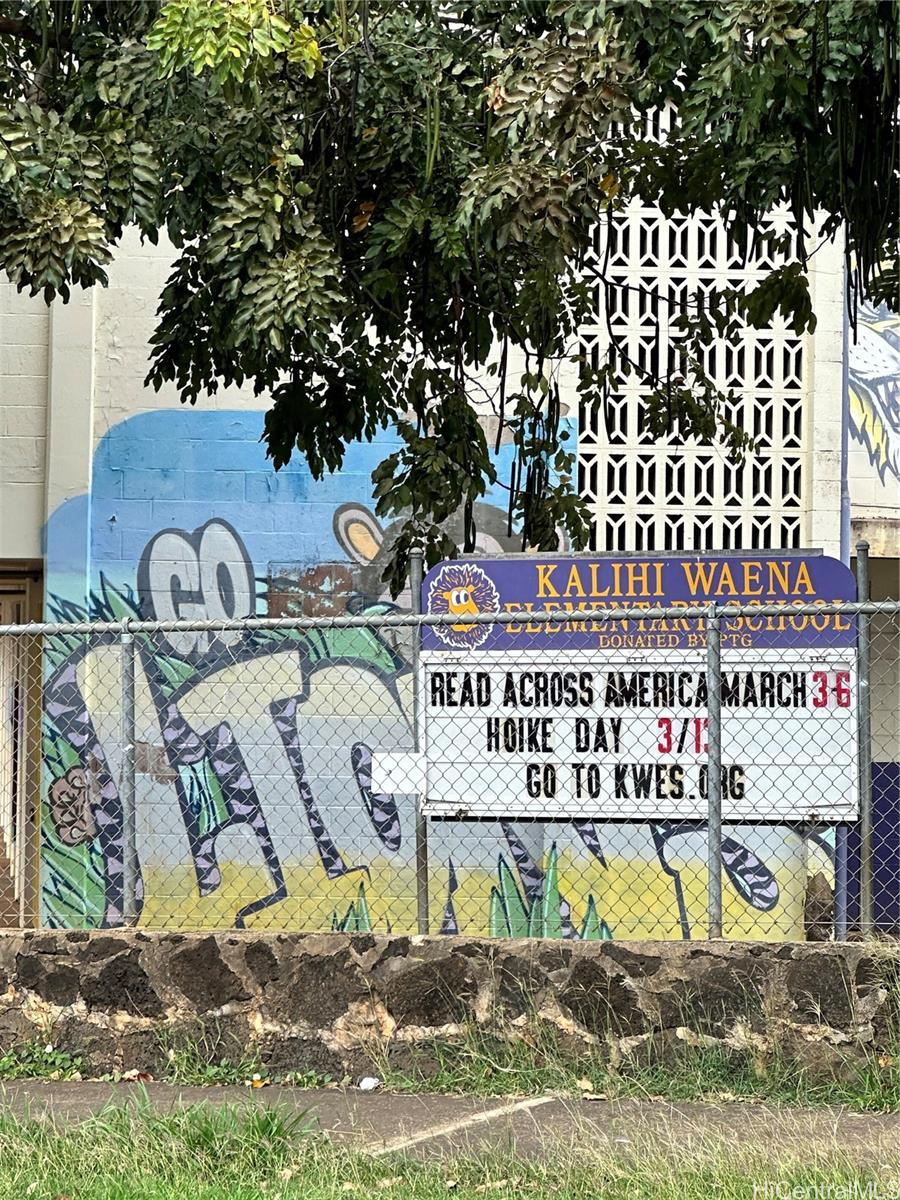 1247  Gulick Ave Kalihi-lower, Honolulu home - photo 16 of 24