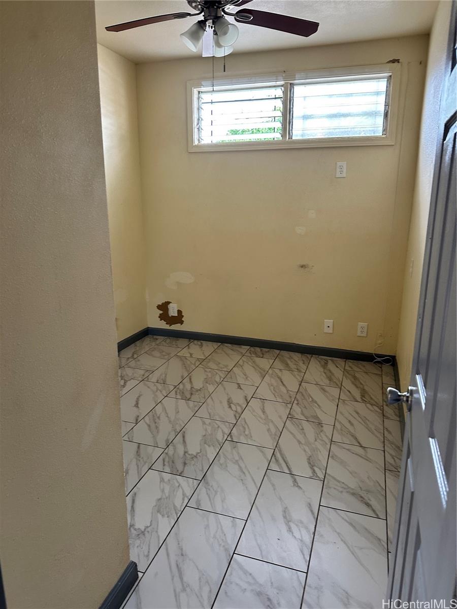 1247  Gulick Ave Kalihi-lower, Honolulu home - photo 21 of 24