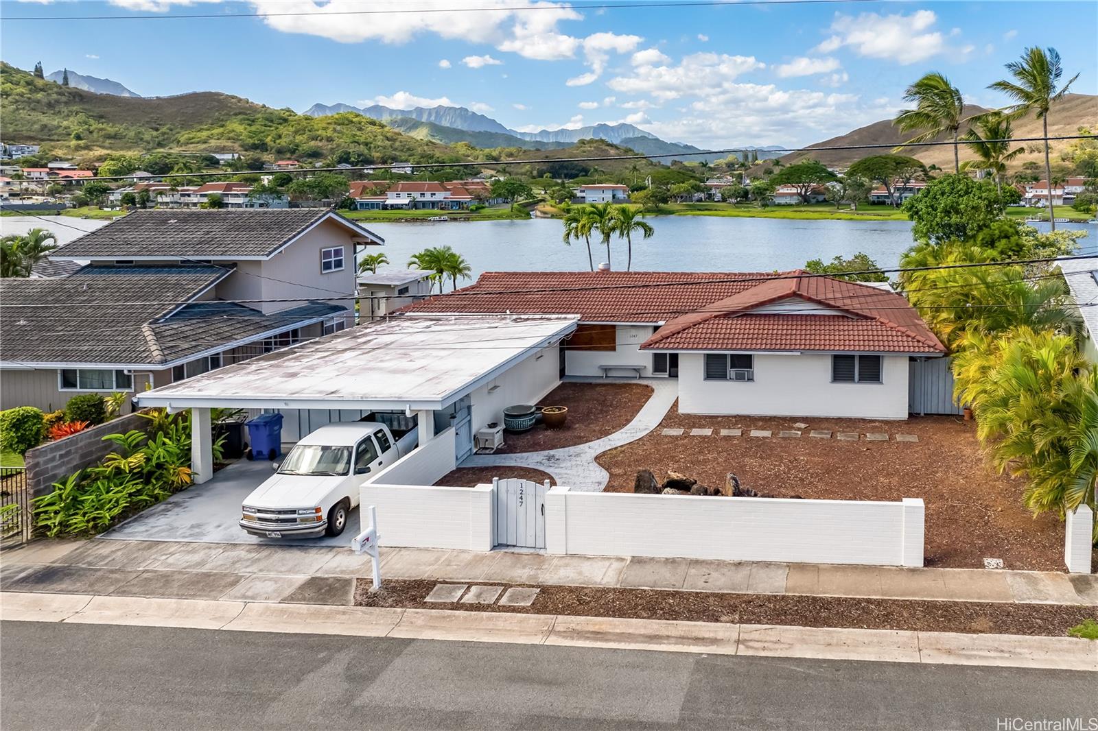 1247  Kahili Street Enchanted Lake, Kailua home - photo 15 of 25