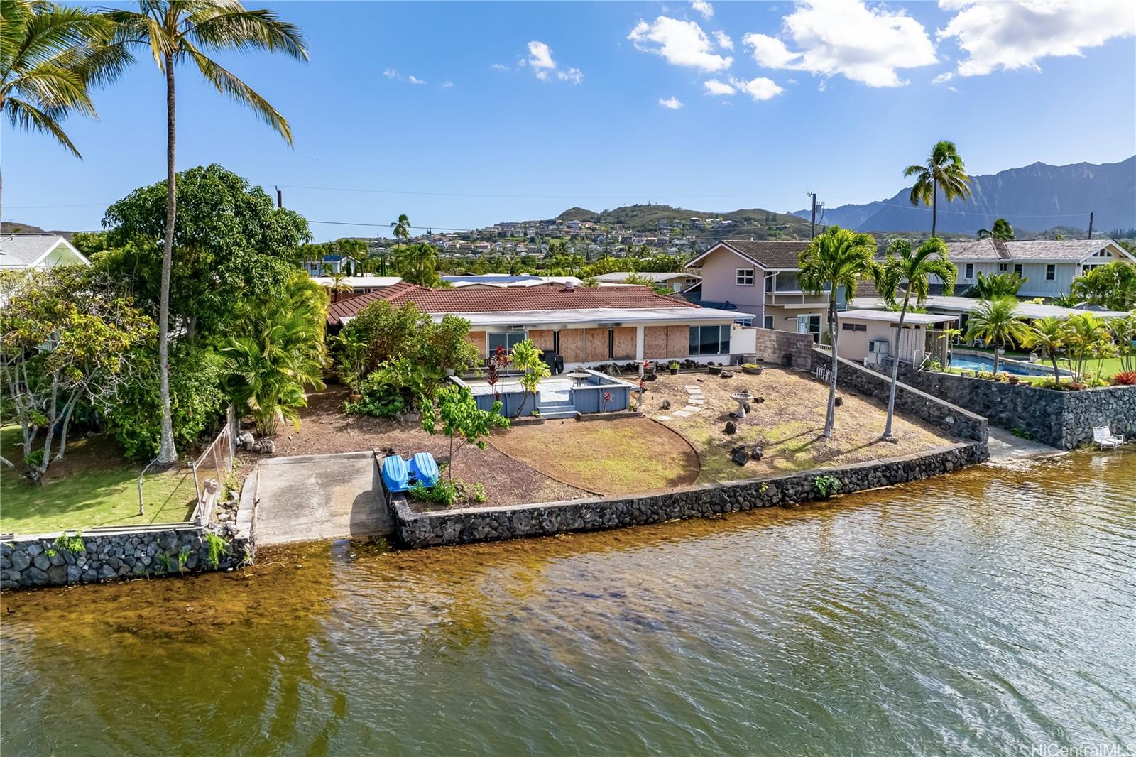 1247  Kahili Street Enchanted Lake, Kailua home - photo 16 of 25