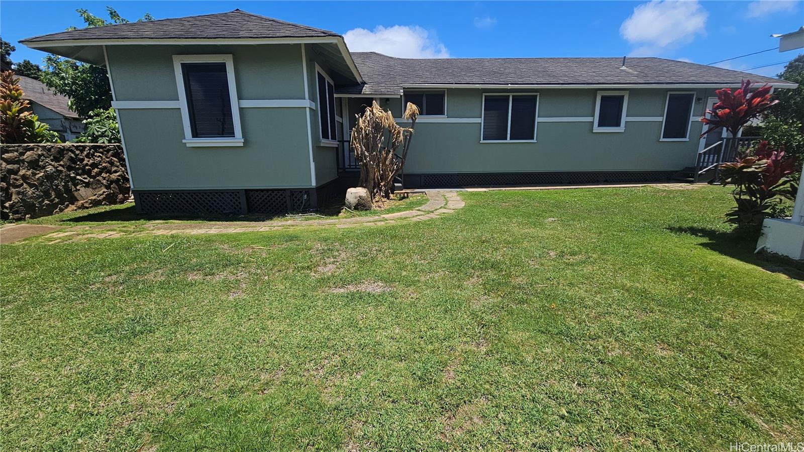 1247A 9th Ave Honolulu - Rental - photo 3 of 25