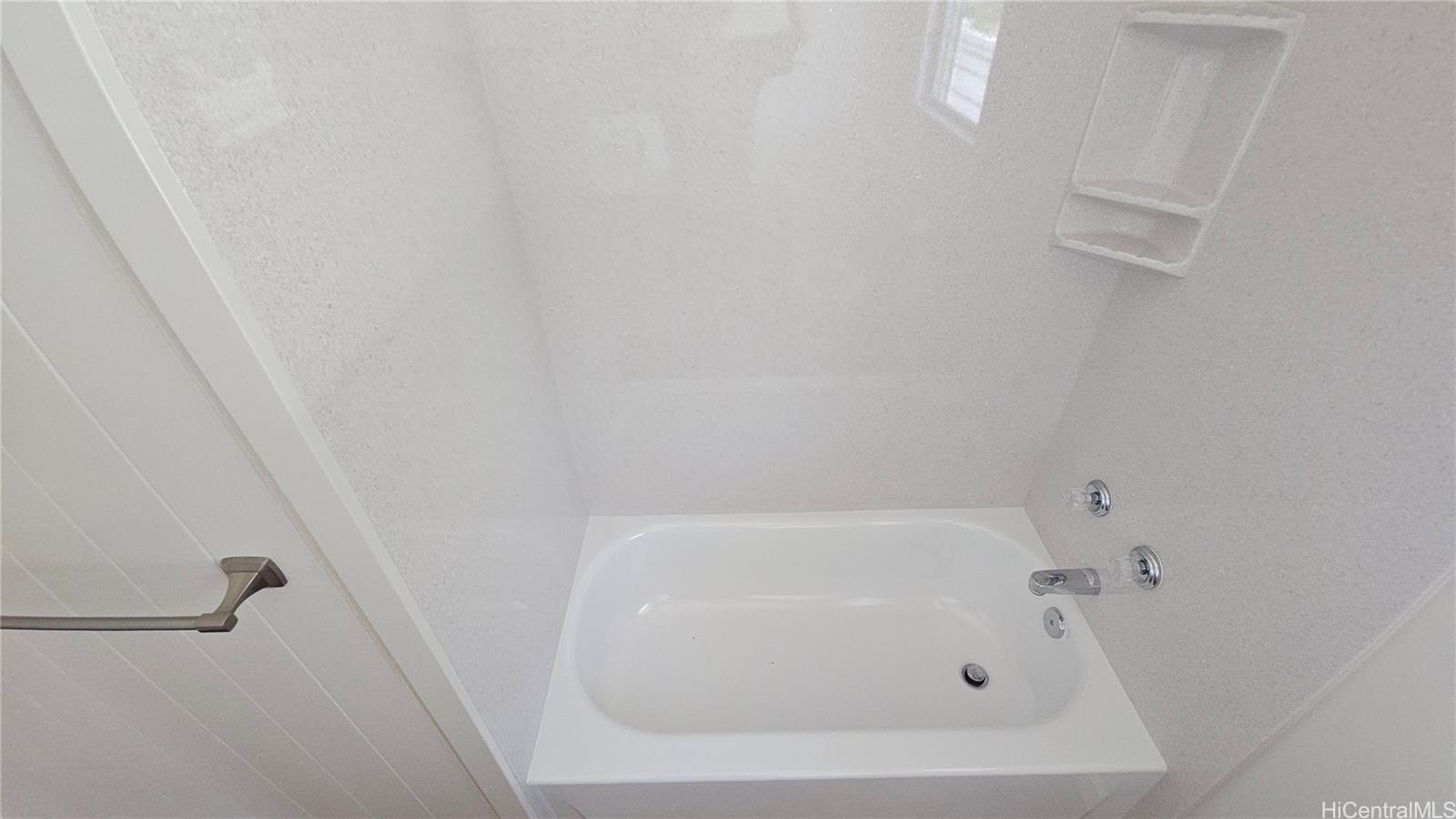 1247A 9th Ave Honolulu - Rental - photo 21 of 25