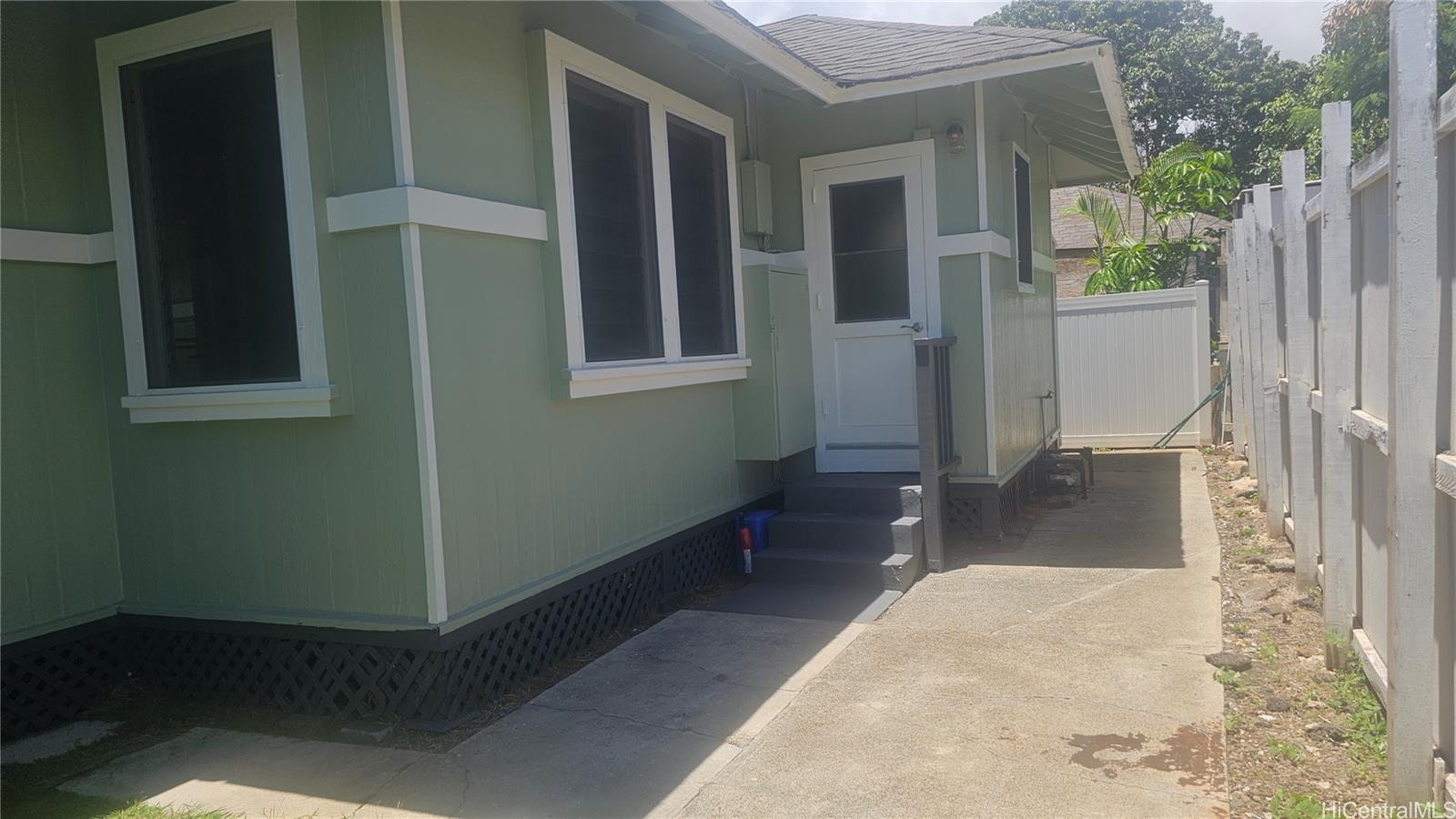 1247A 9th Ave Honolulu - Rental - photo 5 of 25