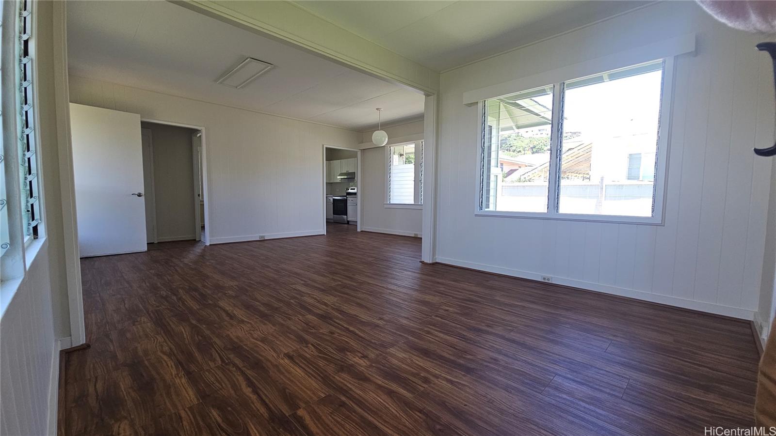 1247A 9th Ave Honolulu - Rental - photo 8 of 25