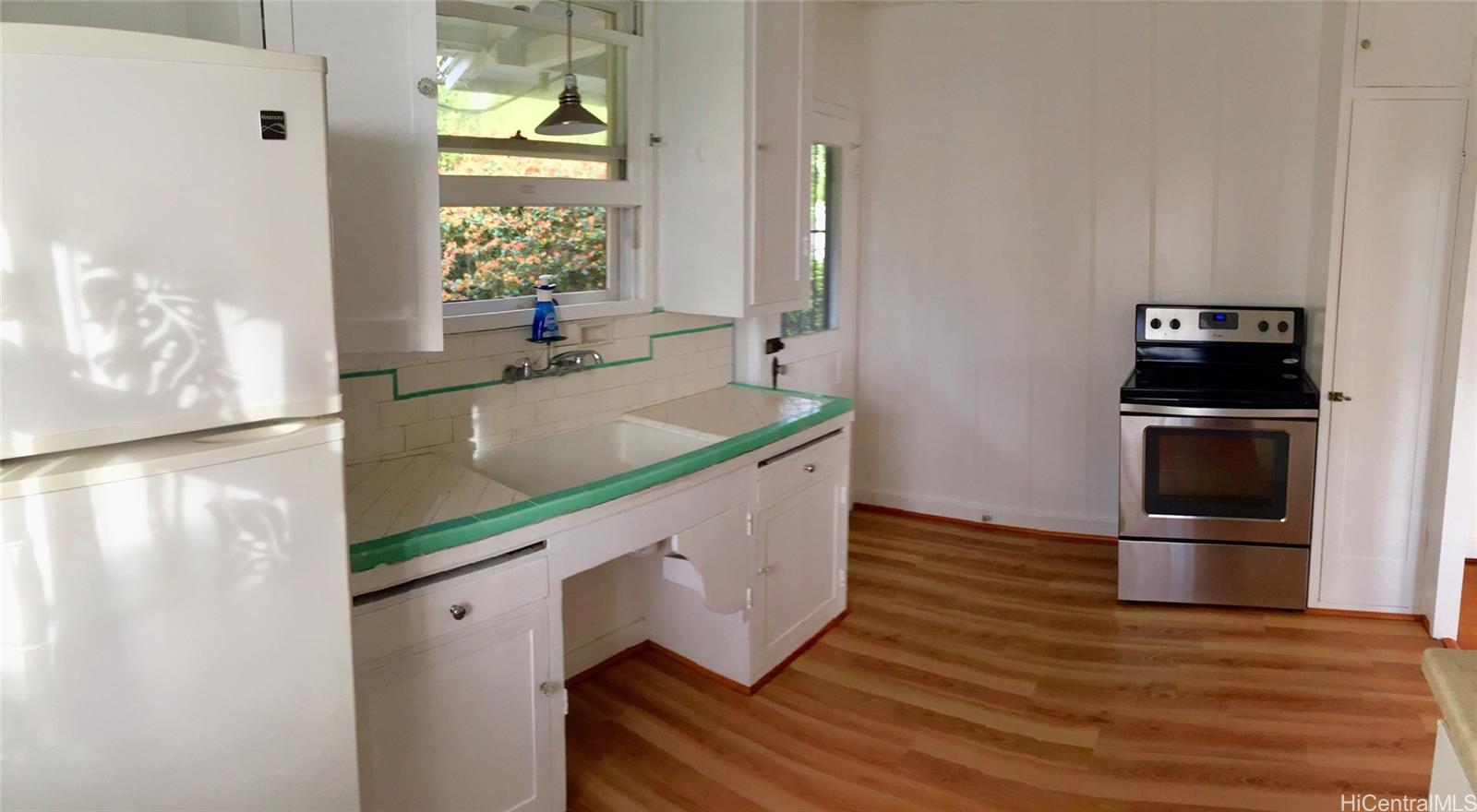 1248 Alewa Drive Honolulu - Rental - photo 9 of 13