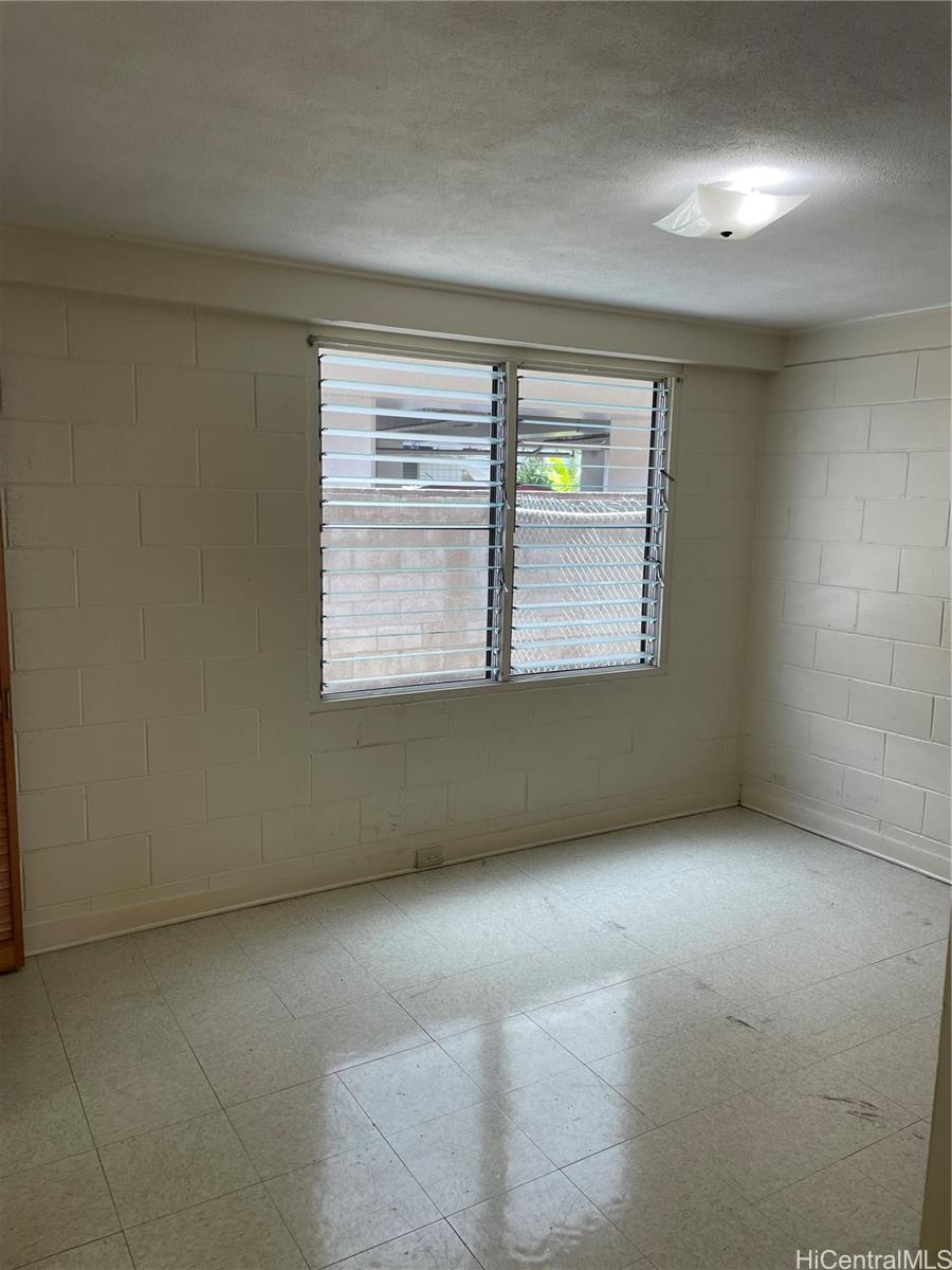 1249 Matlock Ave Honolulu - Rental - photo 9 of 13