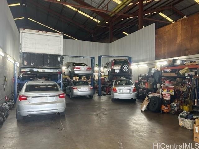 1249 Mookaula St Kalihi Valley  - photo 4 of 4