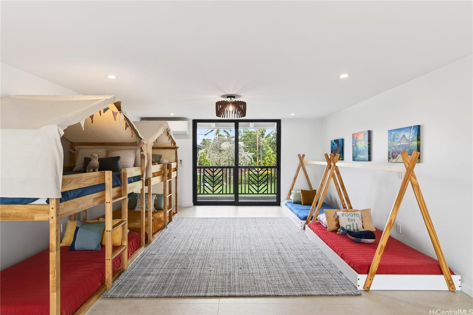 125  Kalaheo Ave Kalama Tract, Kailua home - photo 8 of 25