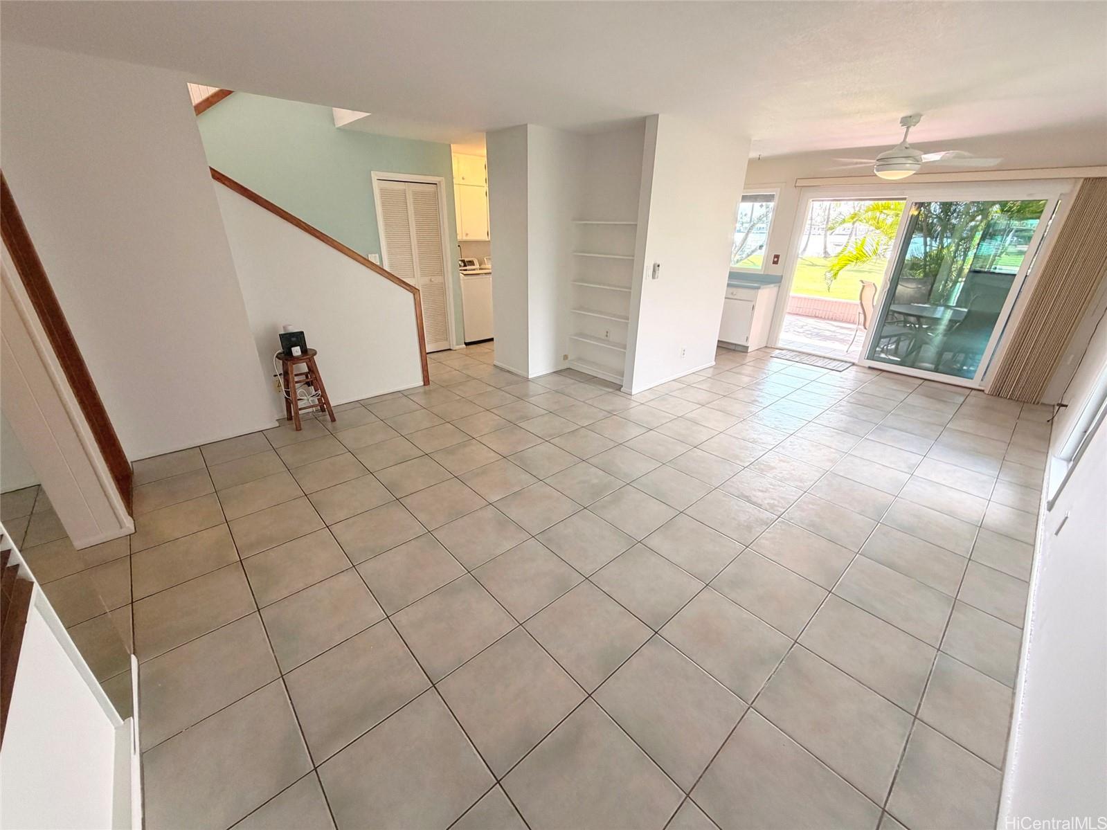 125 Koko Isle Cir Honolulu - Rental - photo 6 of 25