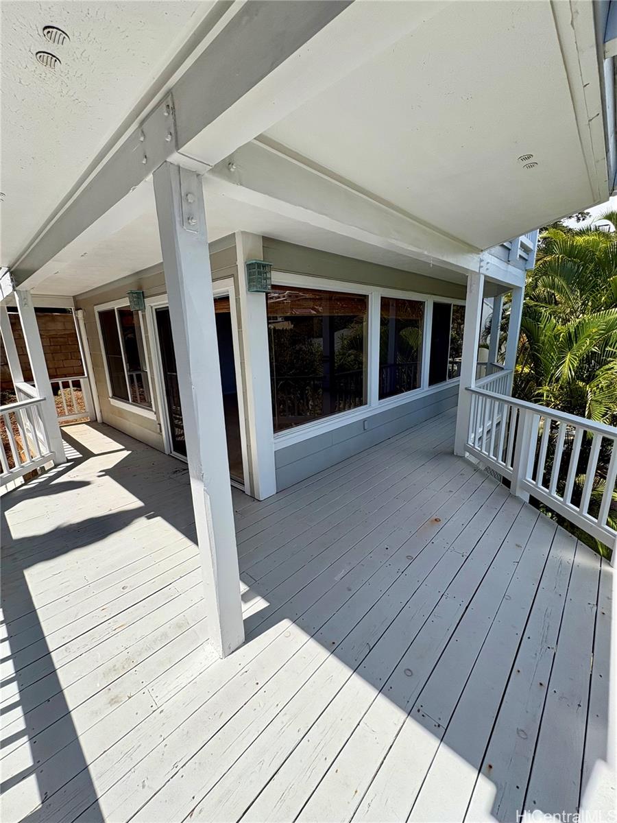 125  Maunalanikai Place Wilhelmina, Diamond Head home - photo 23 of 25