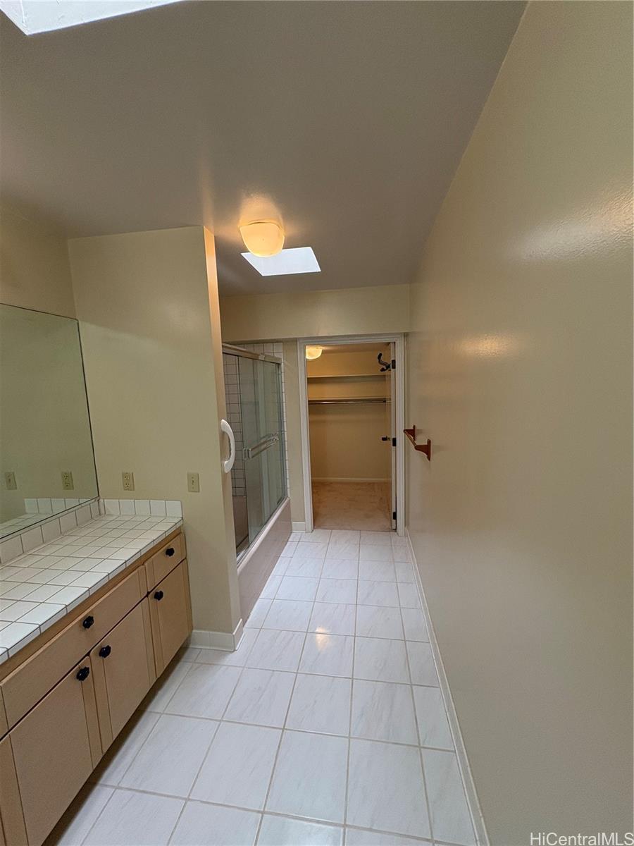 125  Maunalanikai Place Wilhelmina, Diamond Head home - photo 8 of 25