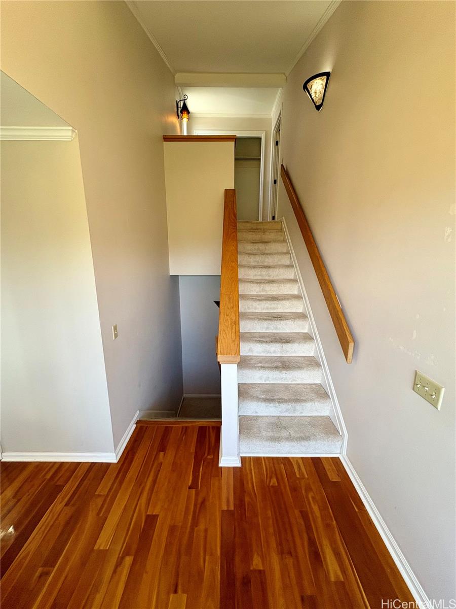 125  Maunalanikai Place Wilhelmina, Diamond Head home - photo 10 of 25